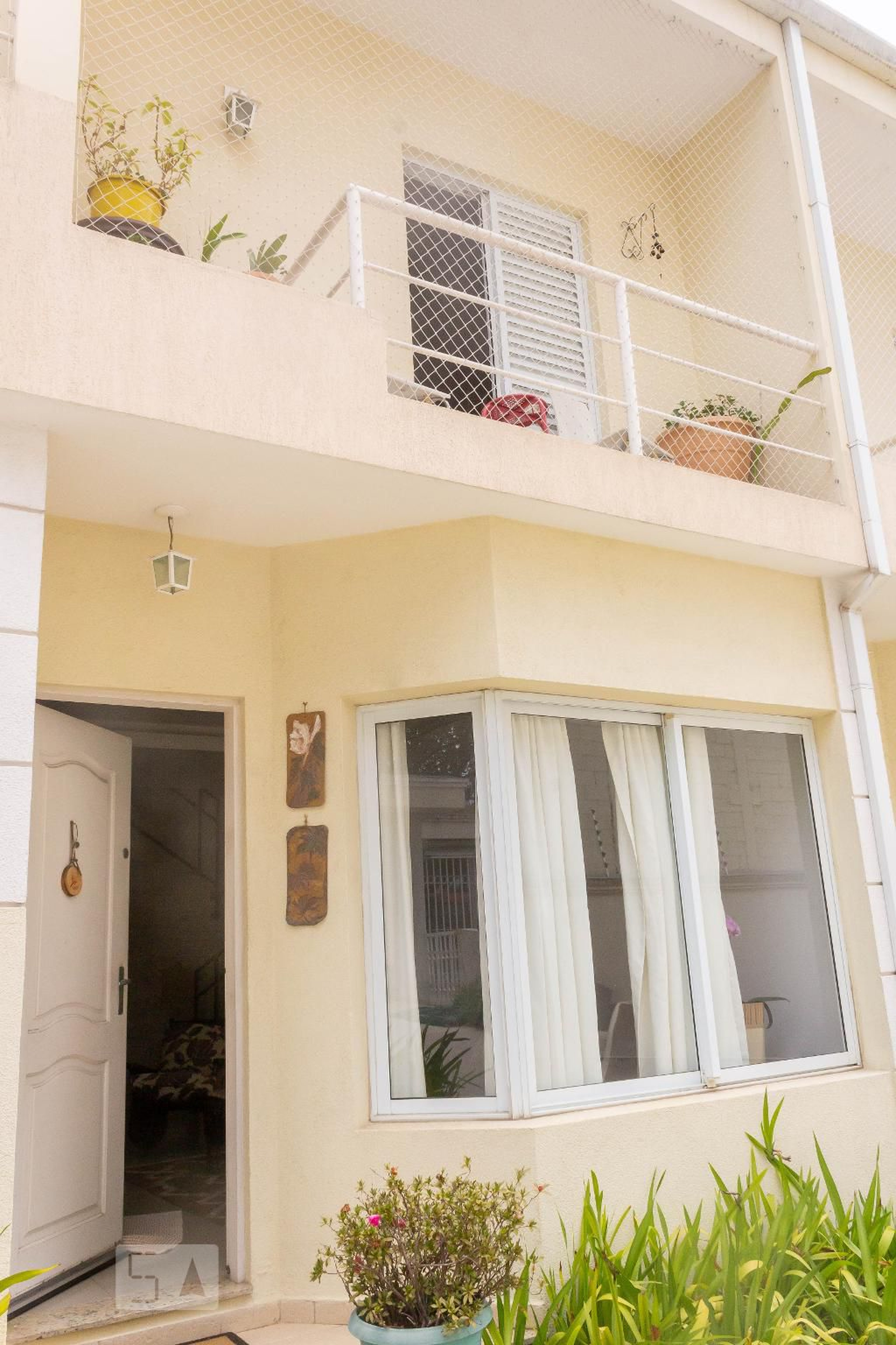 Fachada Condomínio em Avenida Sargento Geraldo Sant'Ana, 401