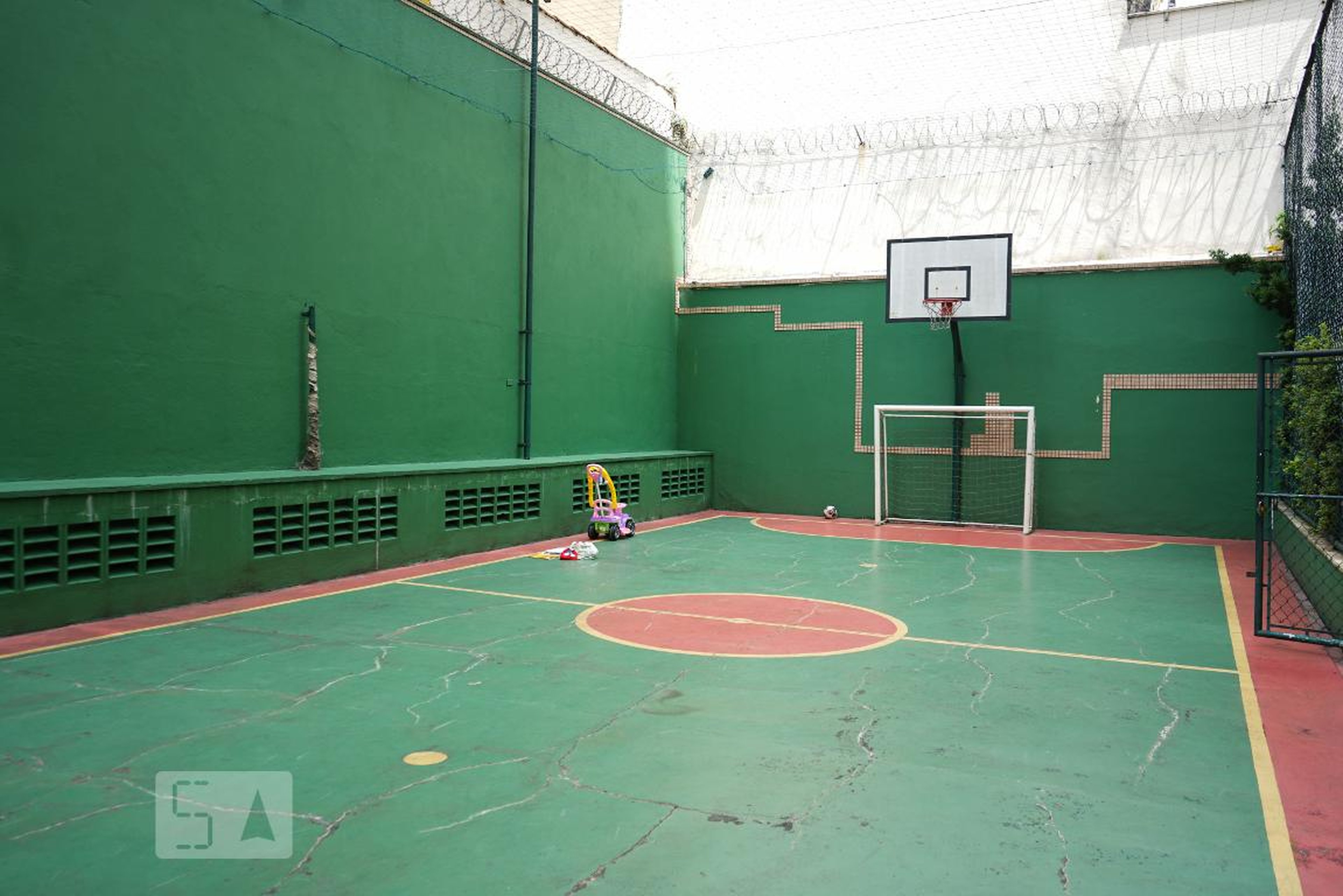 Quadra Esportiva - Maison Lara