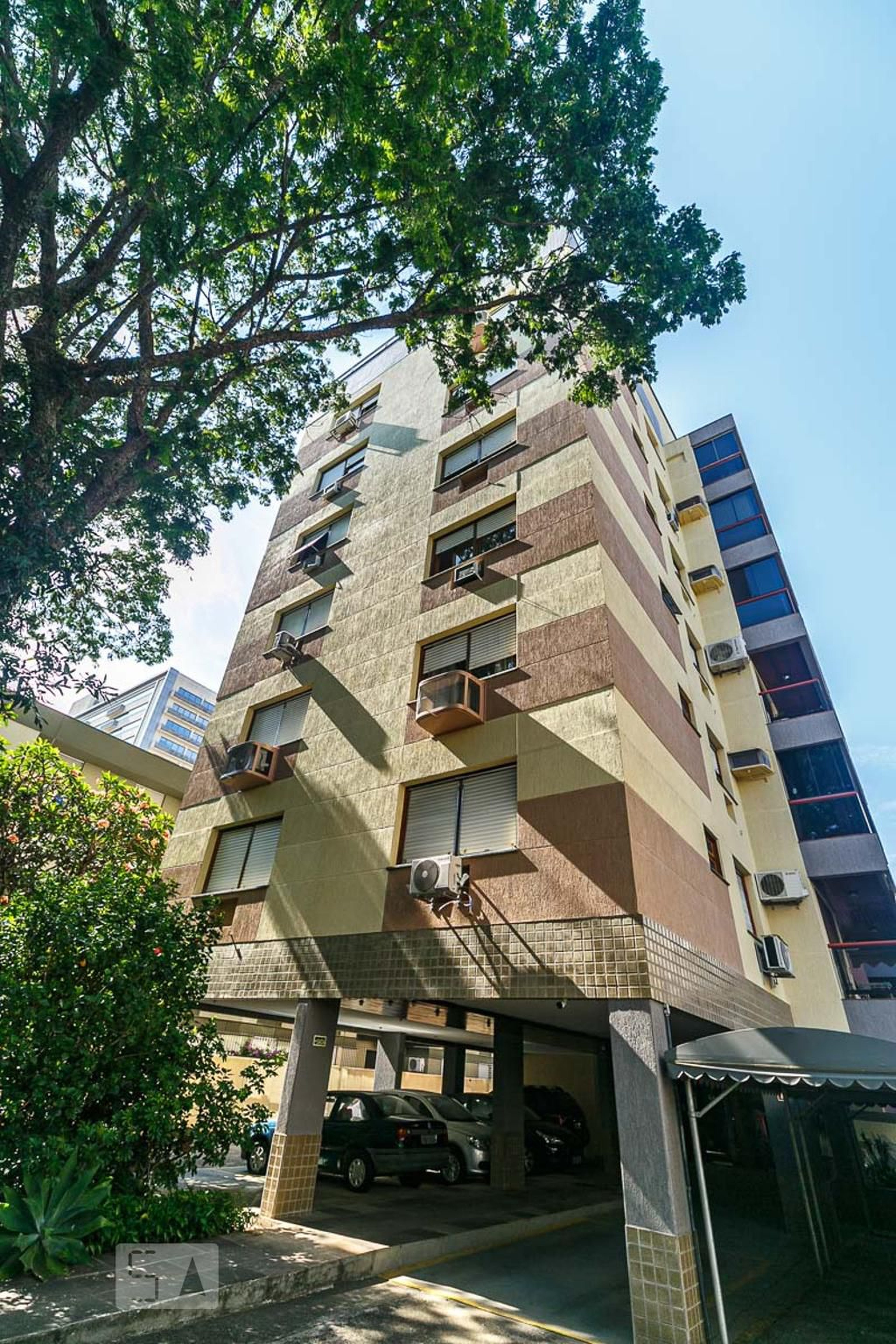 Fachada Condomínio em Rua Botafogo, 597