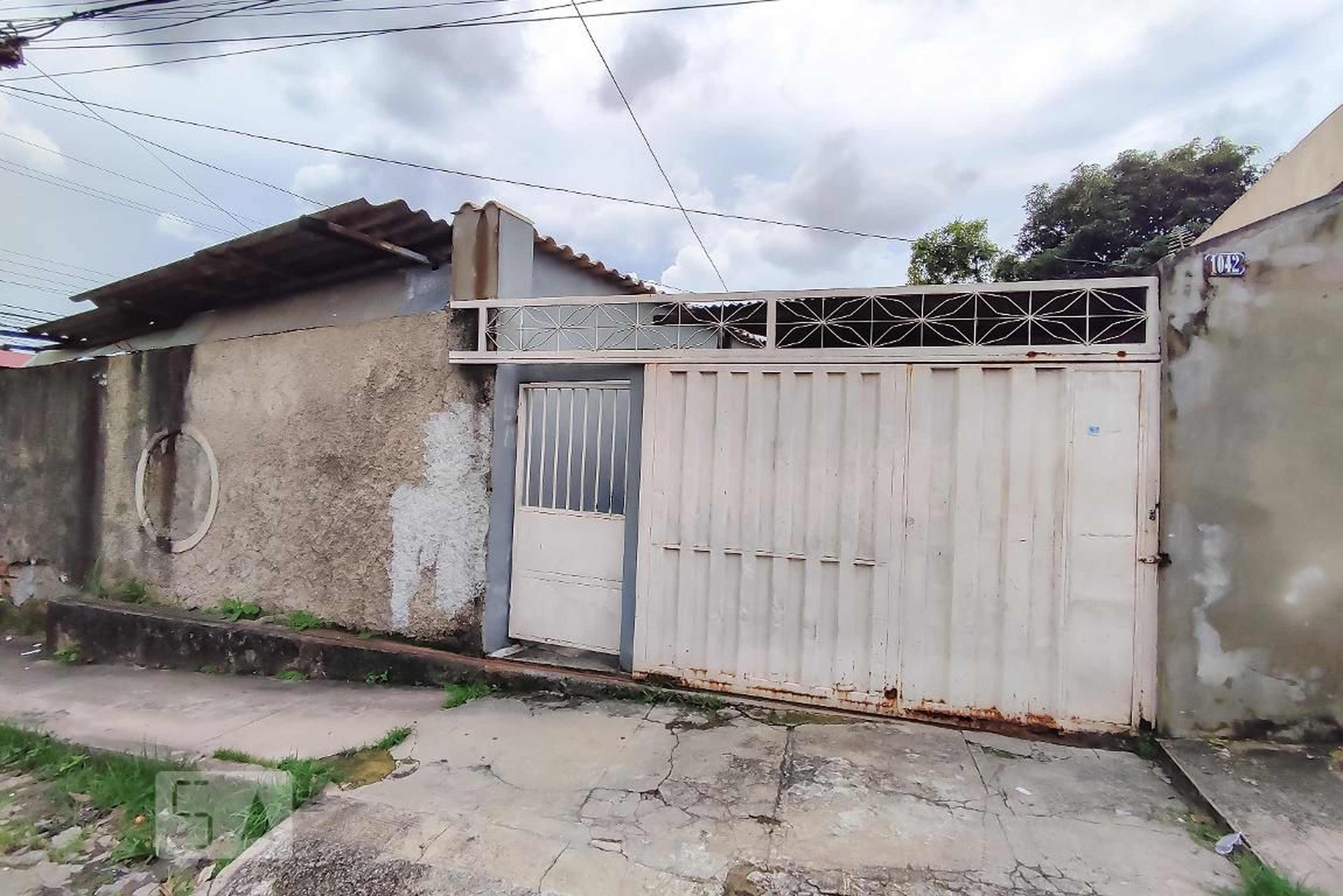 Fachada Condomínio em Rua Serra Negra, 1042
