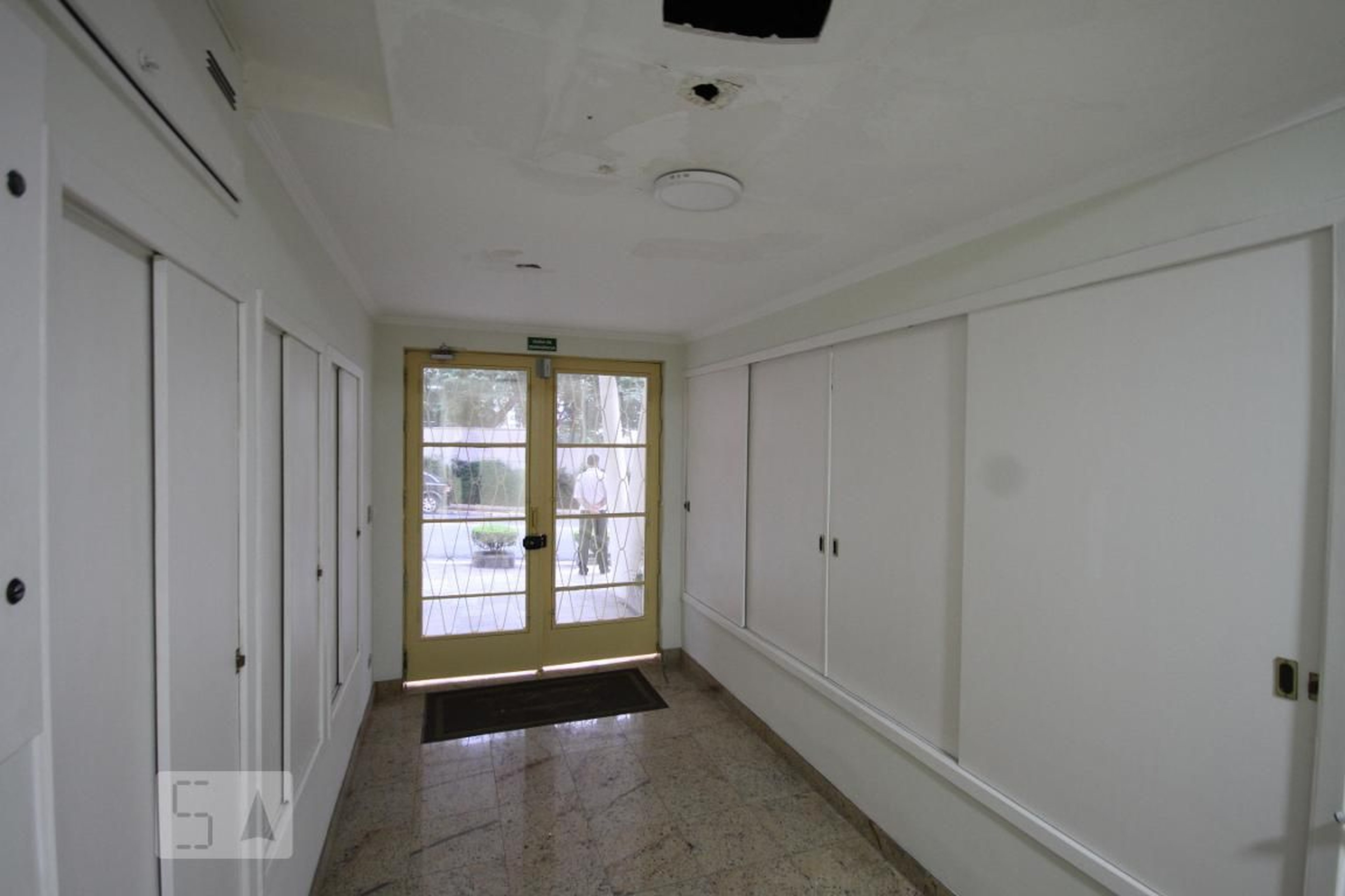 Hall de Entrada - Edifício Maria Cecília