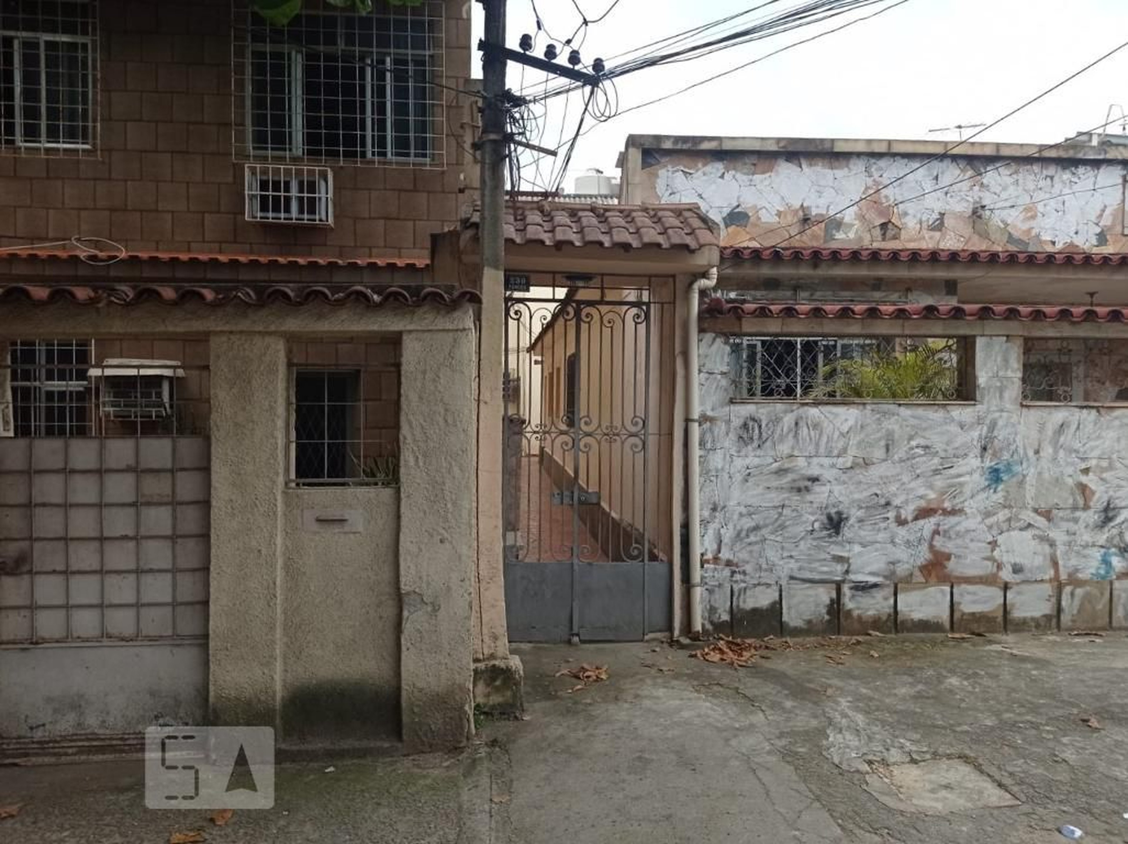 Fachada Condomínio em Rua Capitão Resende, 230 