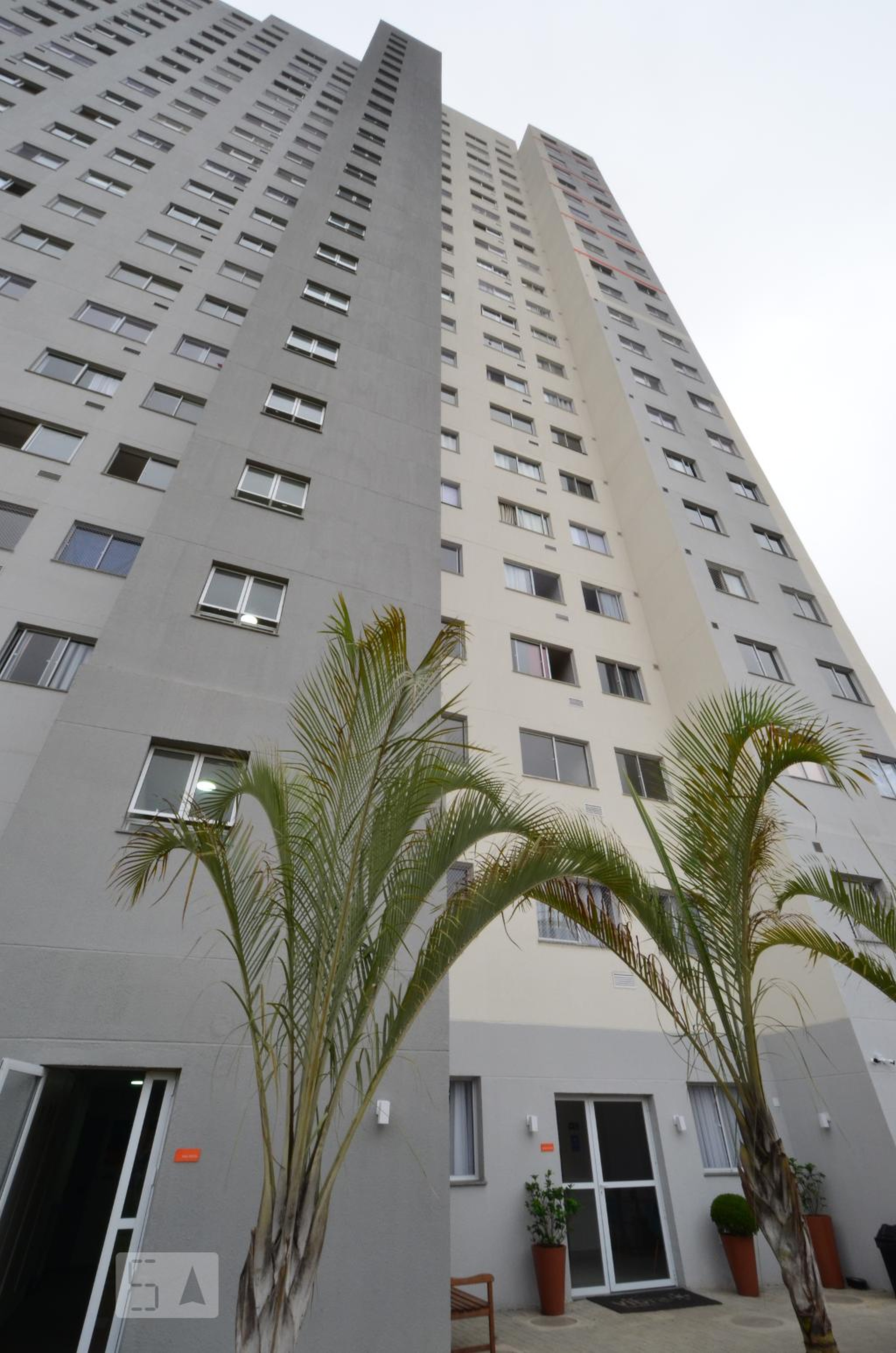 Fachada do Condomínio Condomínio Vibra Vila Mascote