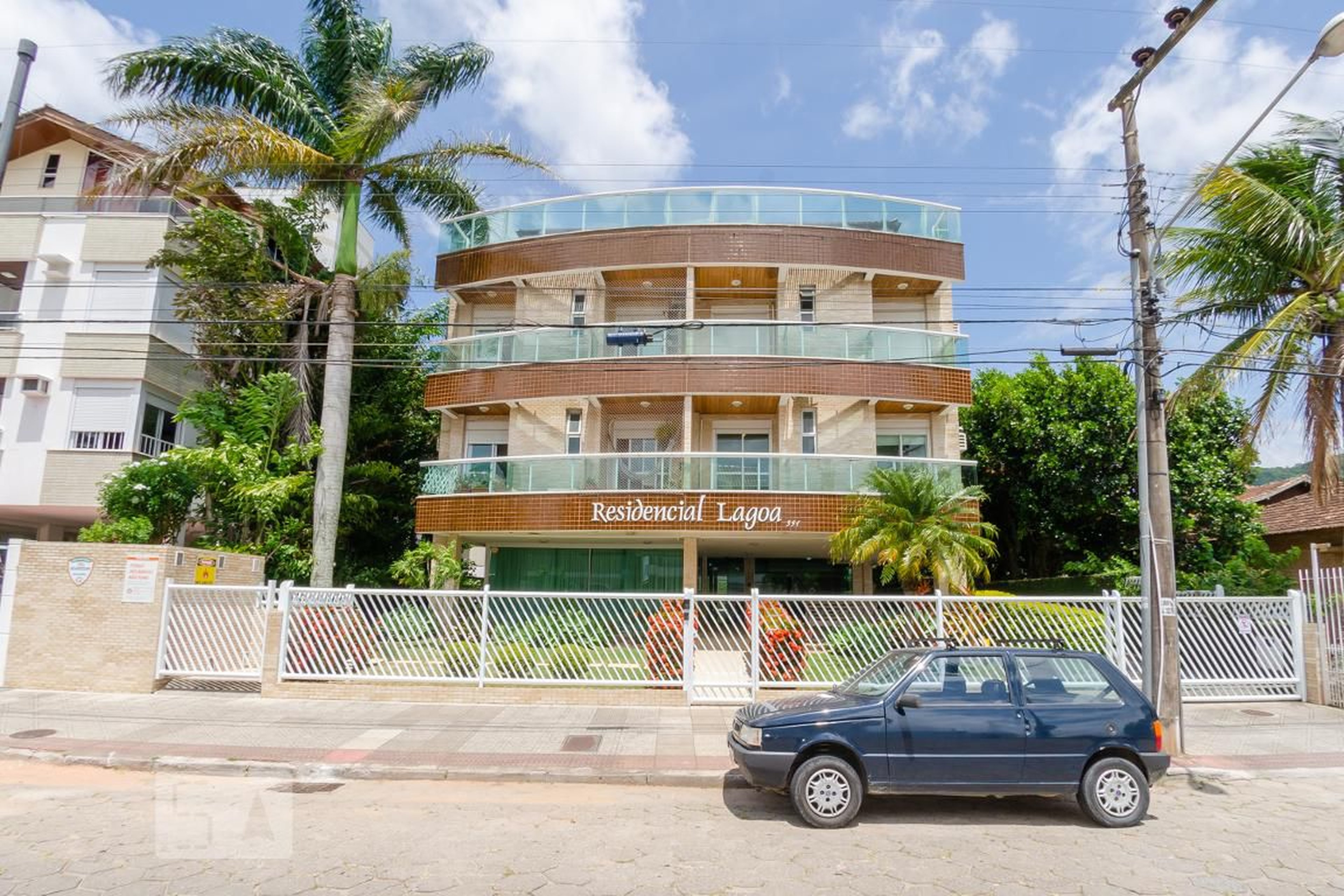 Fachada Condomínio em Rua Rita Lourenço da Silveira, 391