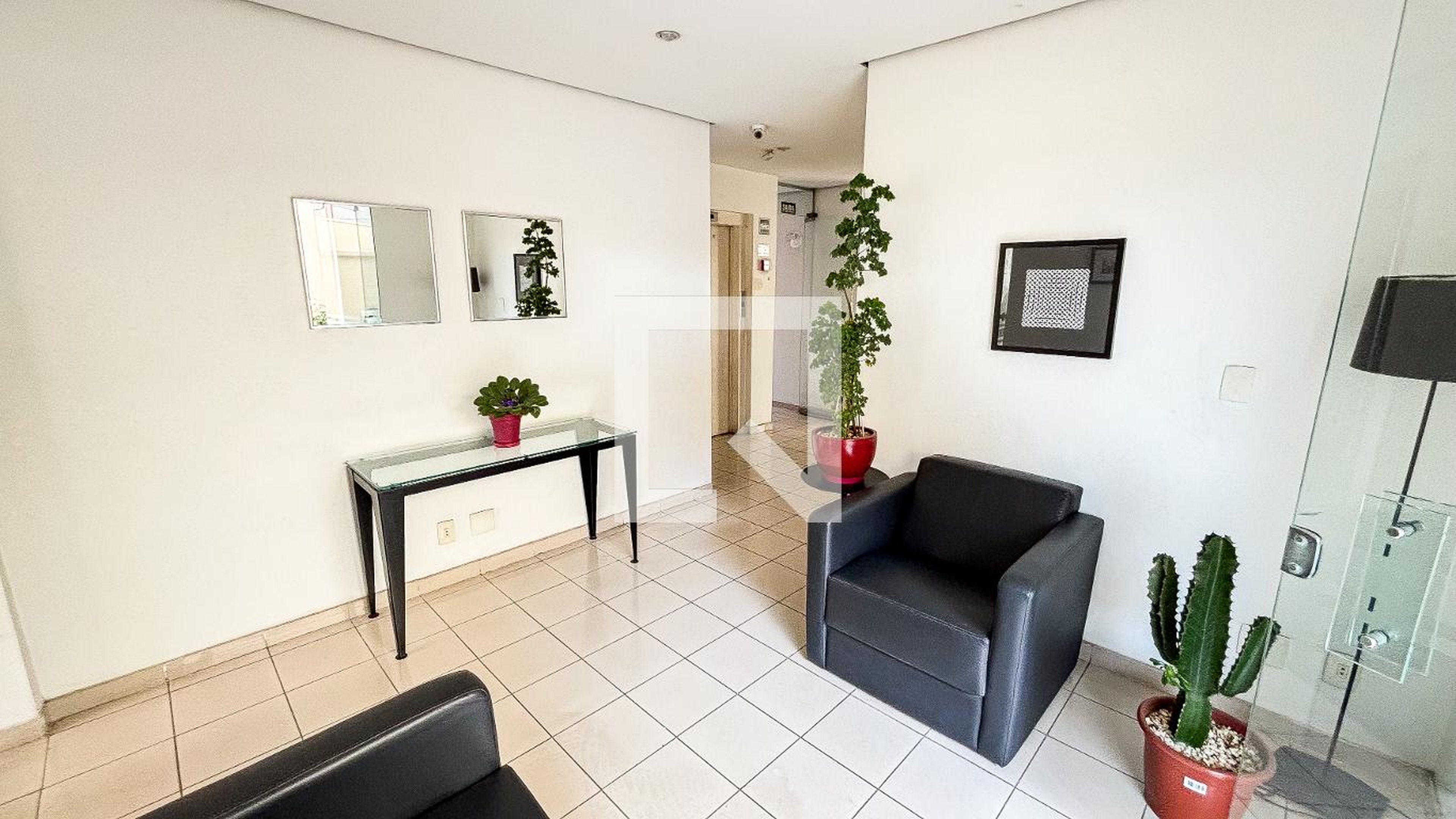 Hall de entrada - Edifício Petit Village