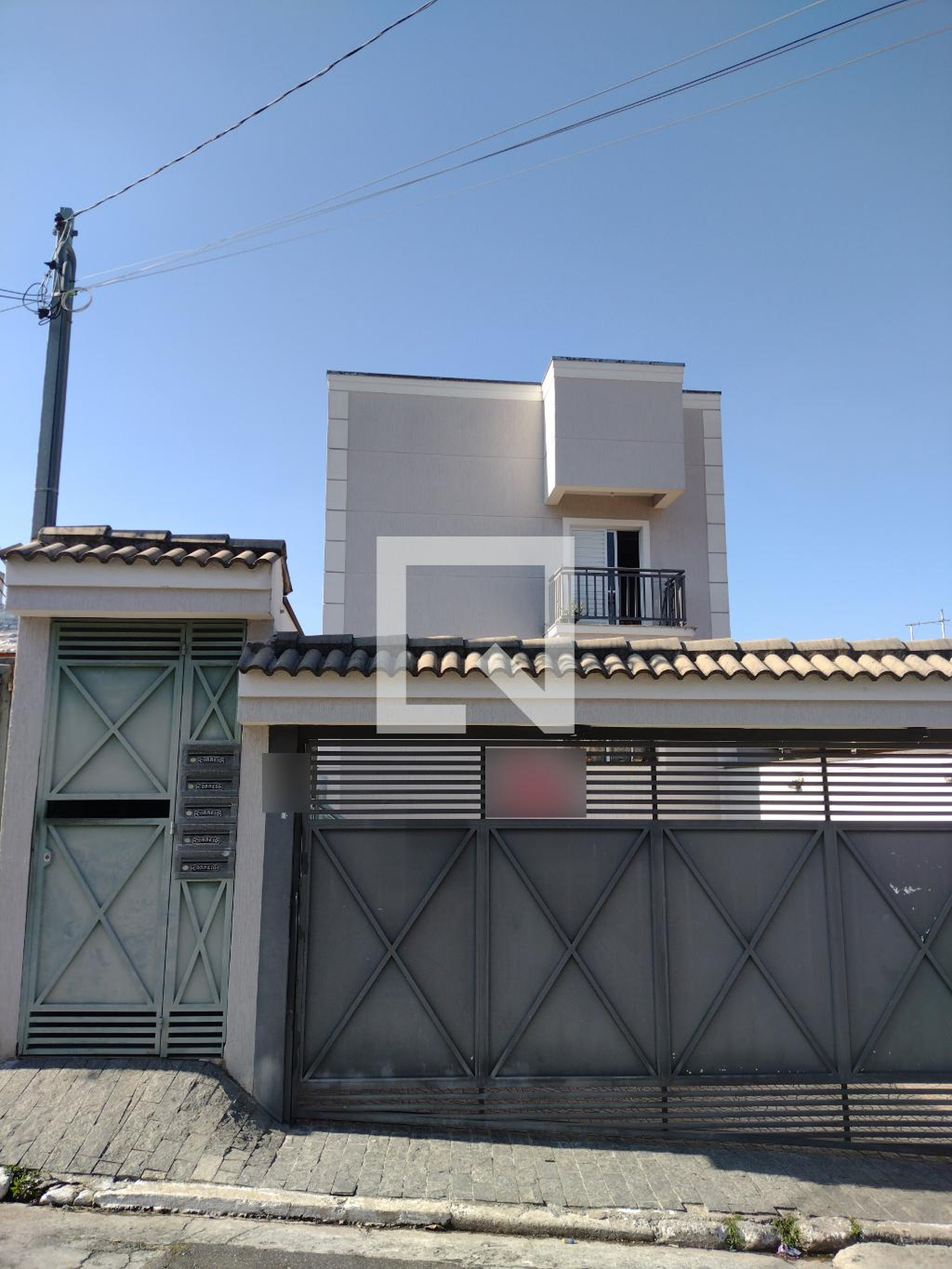 Fachada Condomínio em Rua Alfredo Pardini, 82