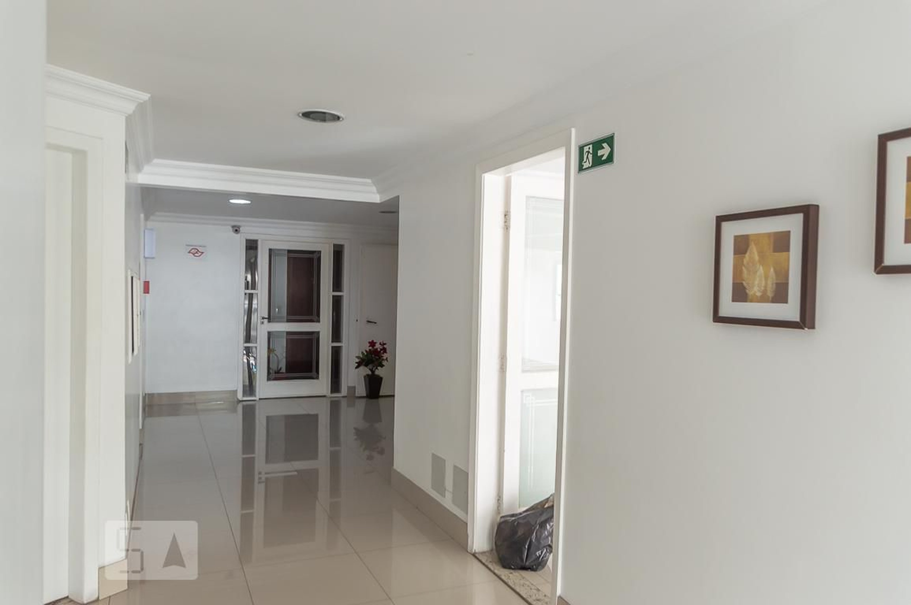 Hall de Entrada - LEIRIA ll