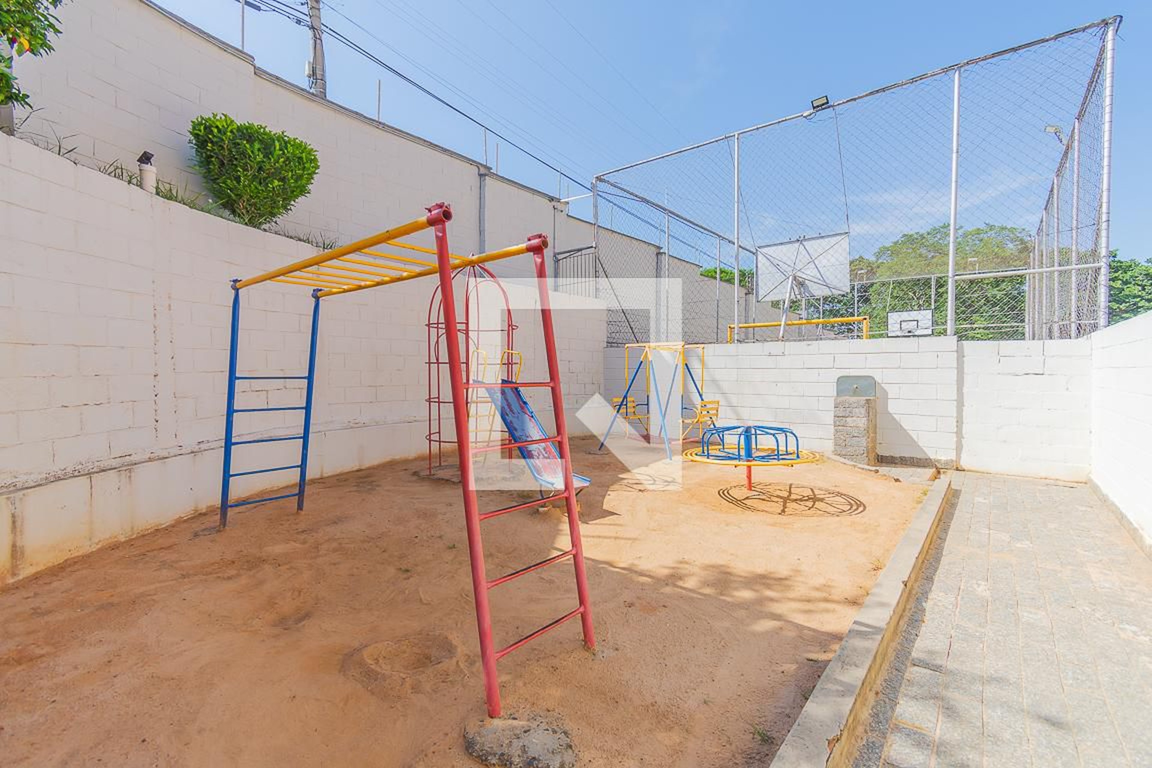 Playground - Aroeira