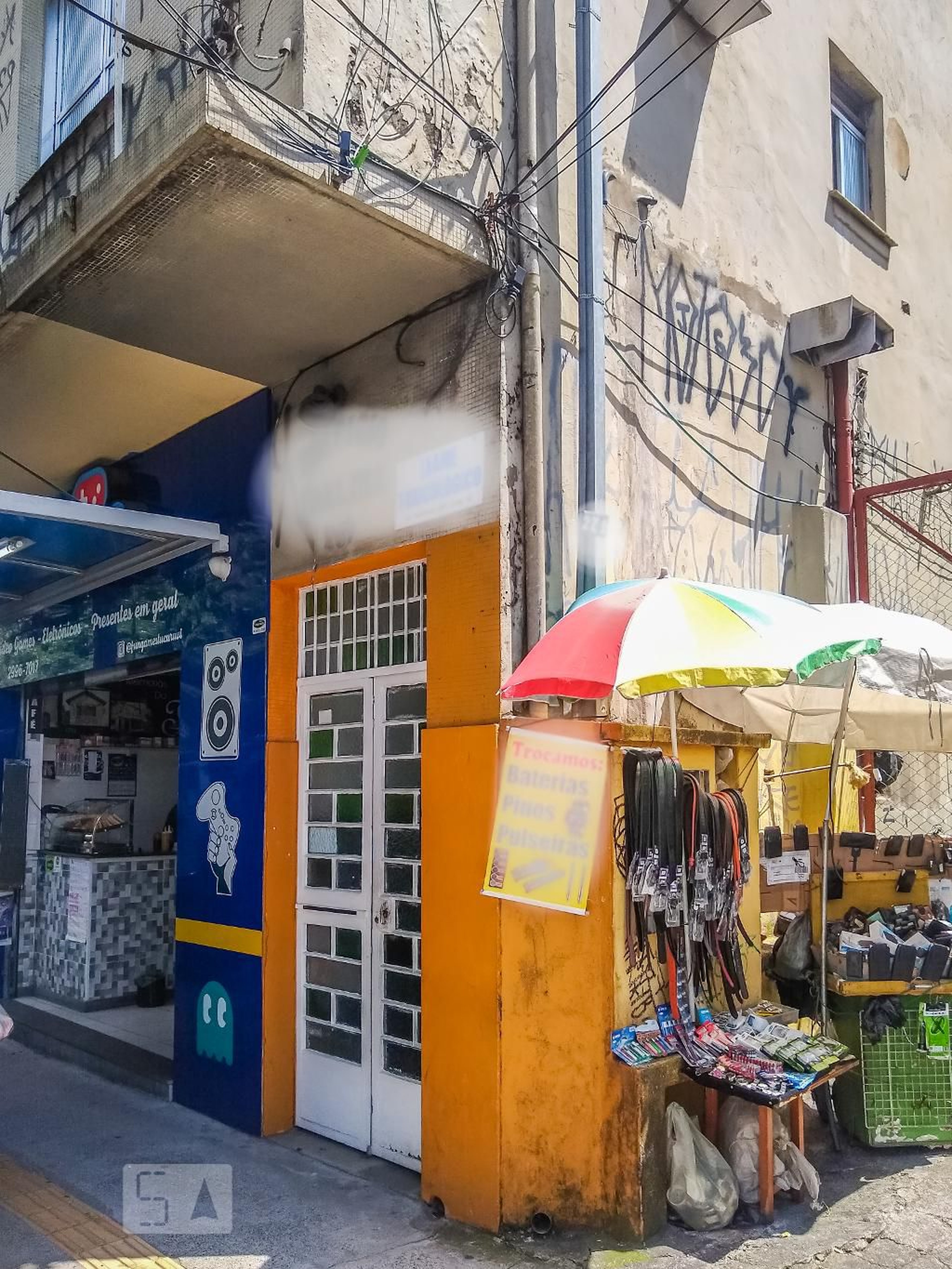 Entrada Condomínio em Avenida Tucuruvi, 269