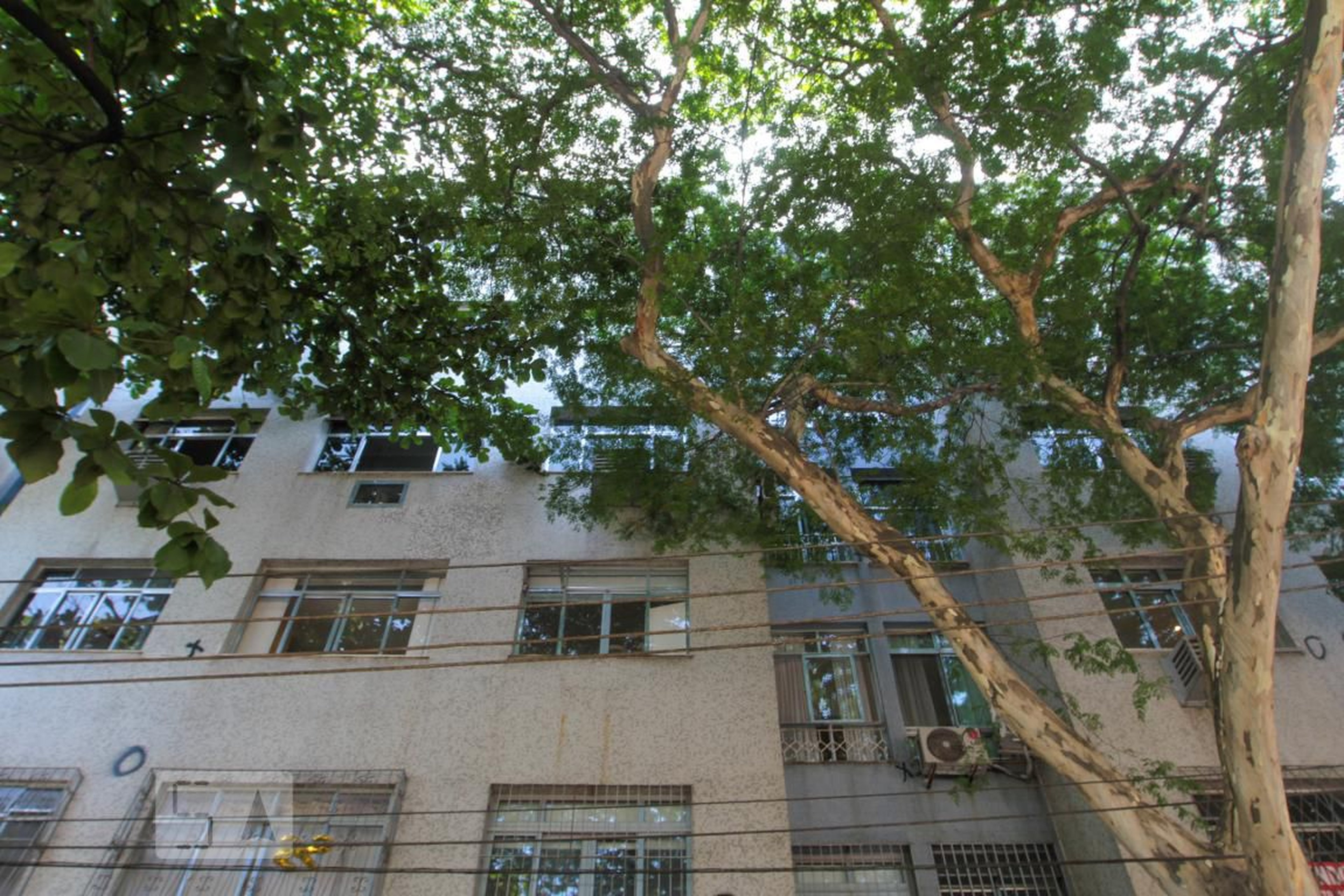 Fachada do Prédio Condomínio em Avenida Bartolomeu Mitre, 553