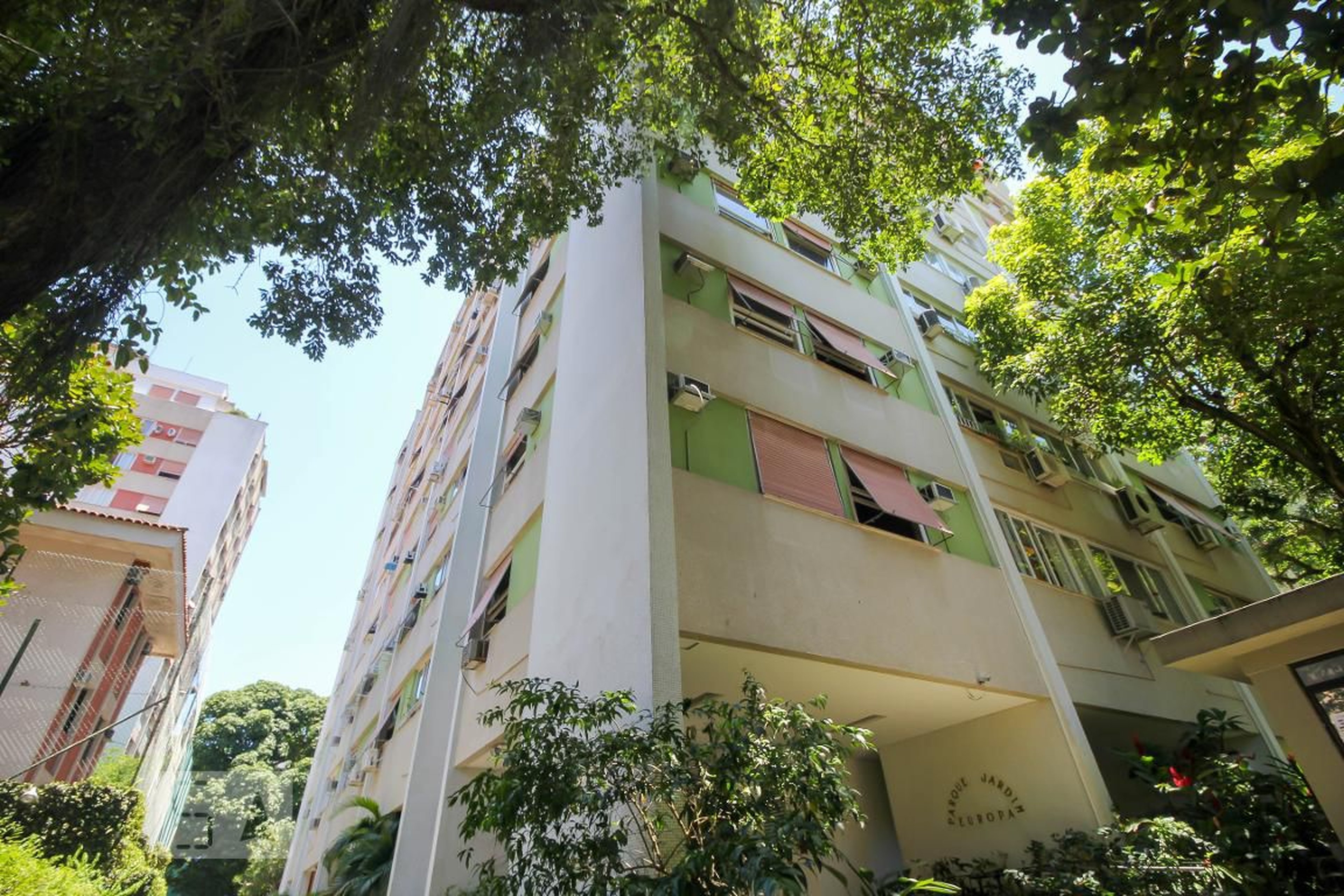 Fachada do Condomínio Condomínio Jardim Europa