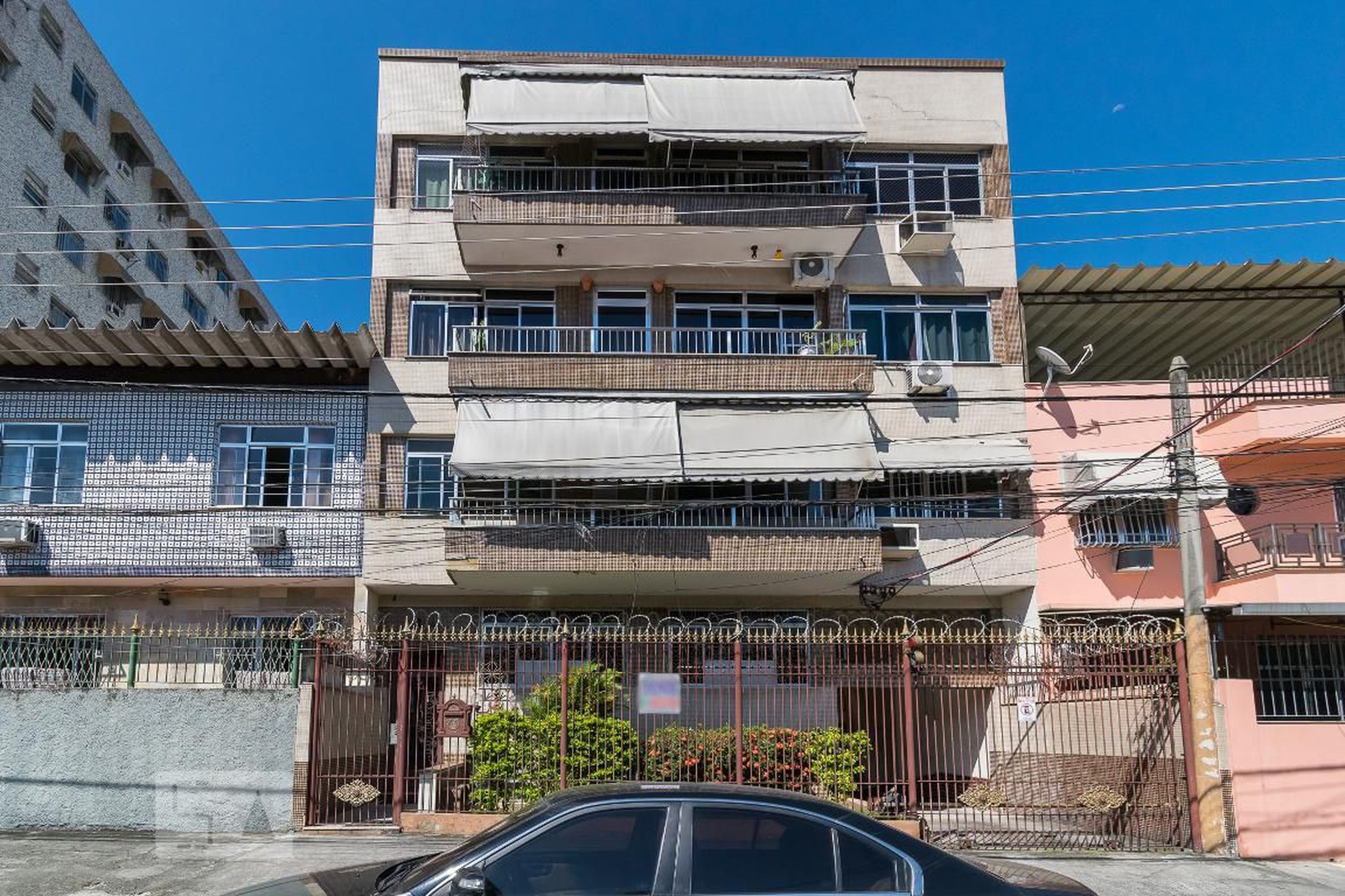 Fachada do Prédio Condomínio em Rua Conselheiro Paulino, 621