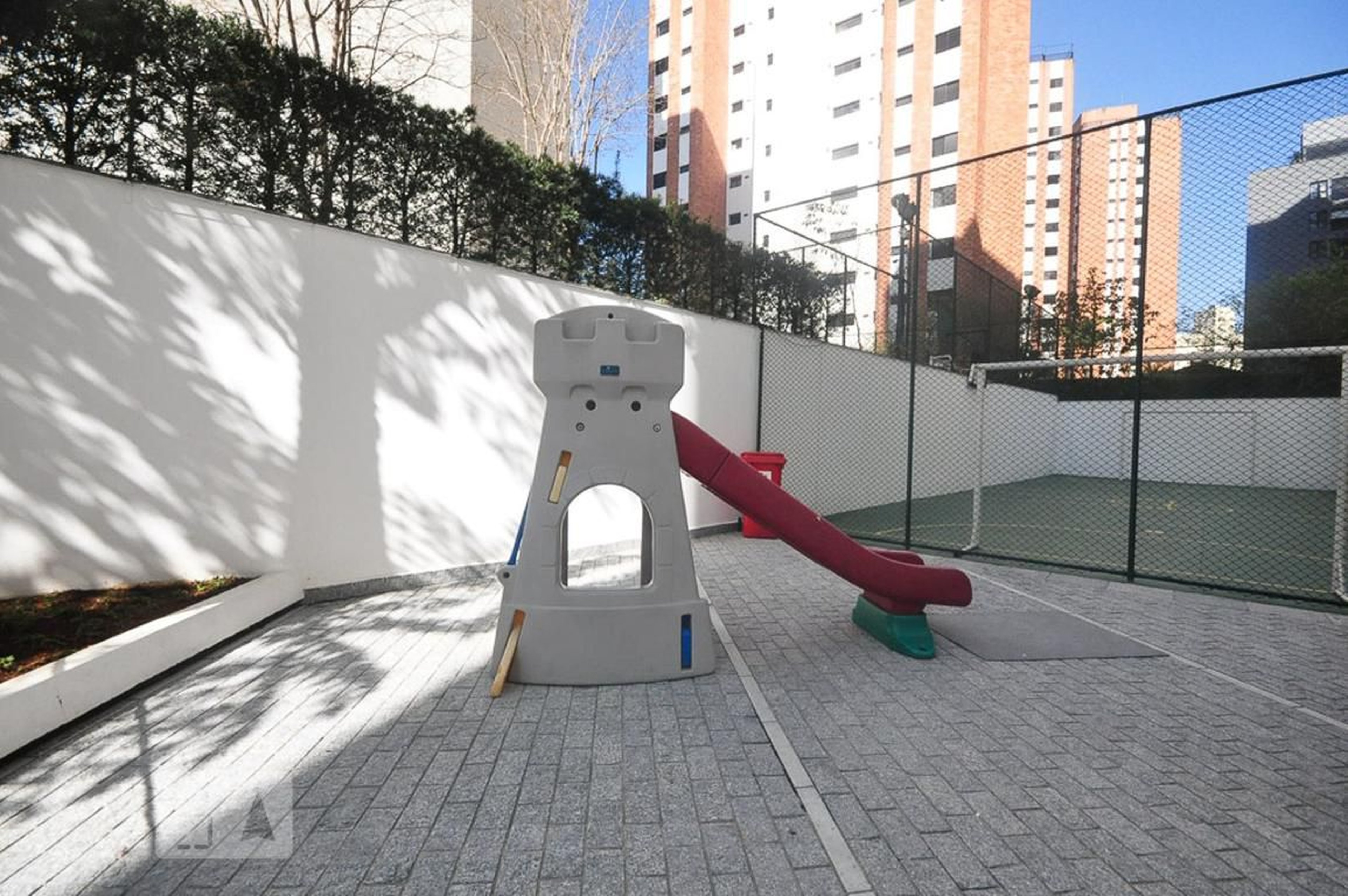 Playground - Edifício Piazza Di Milano