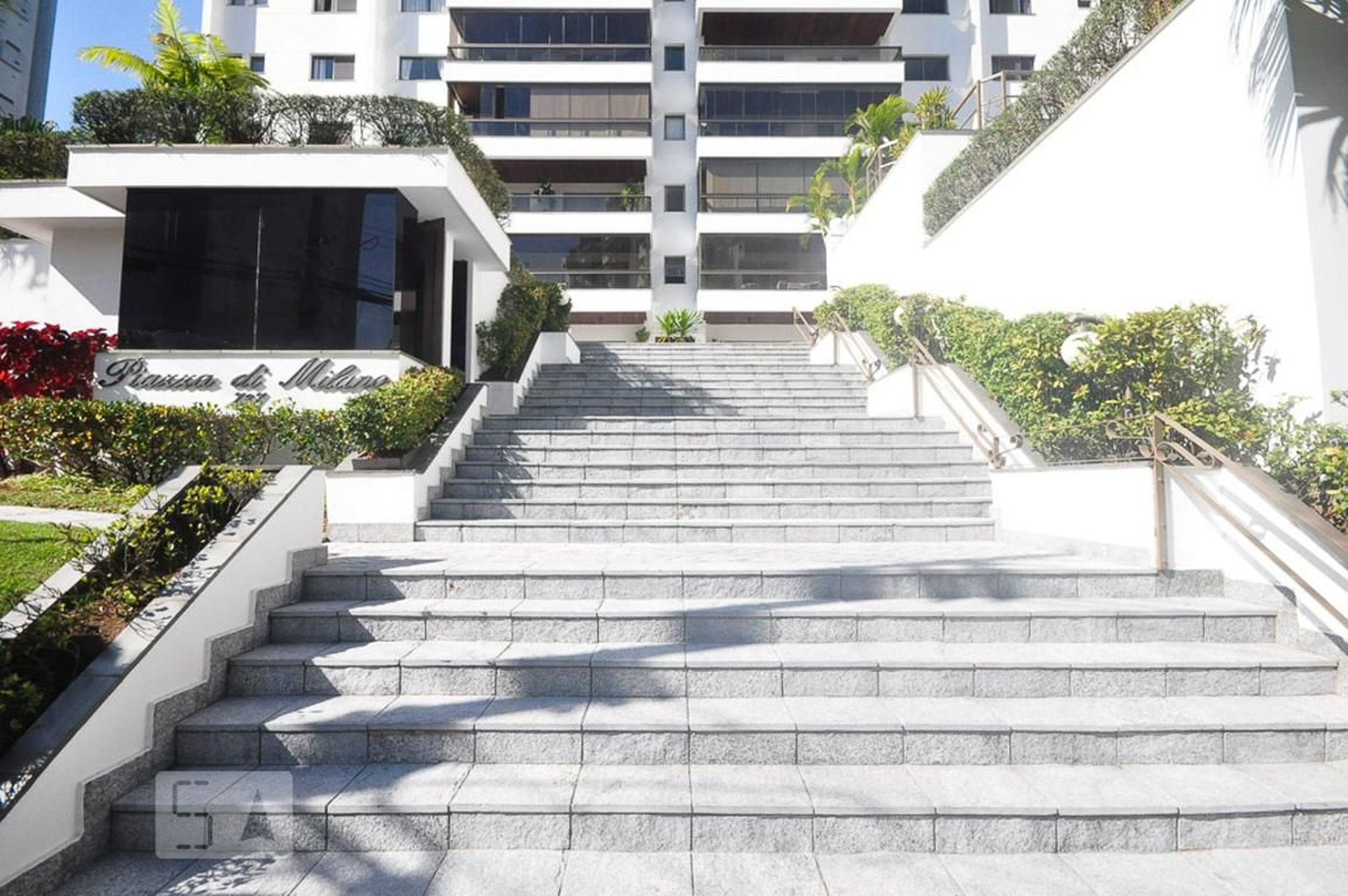 Entrada - Edifício Piazza Di Milano