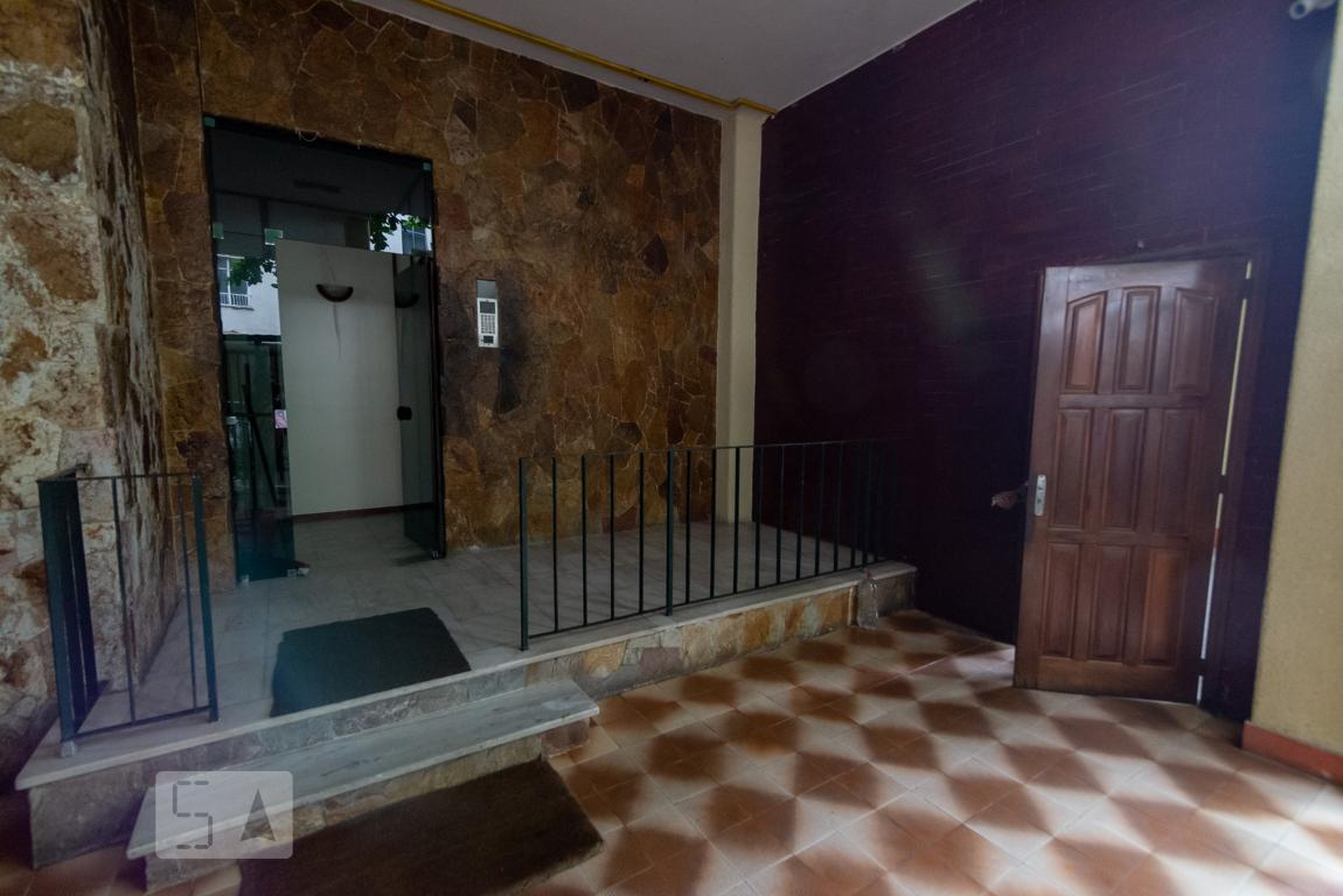 Hall de Entrada - Gal Jurucey Campello