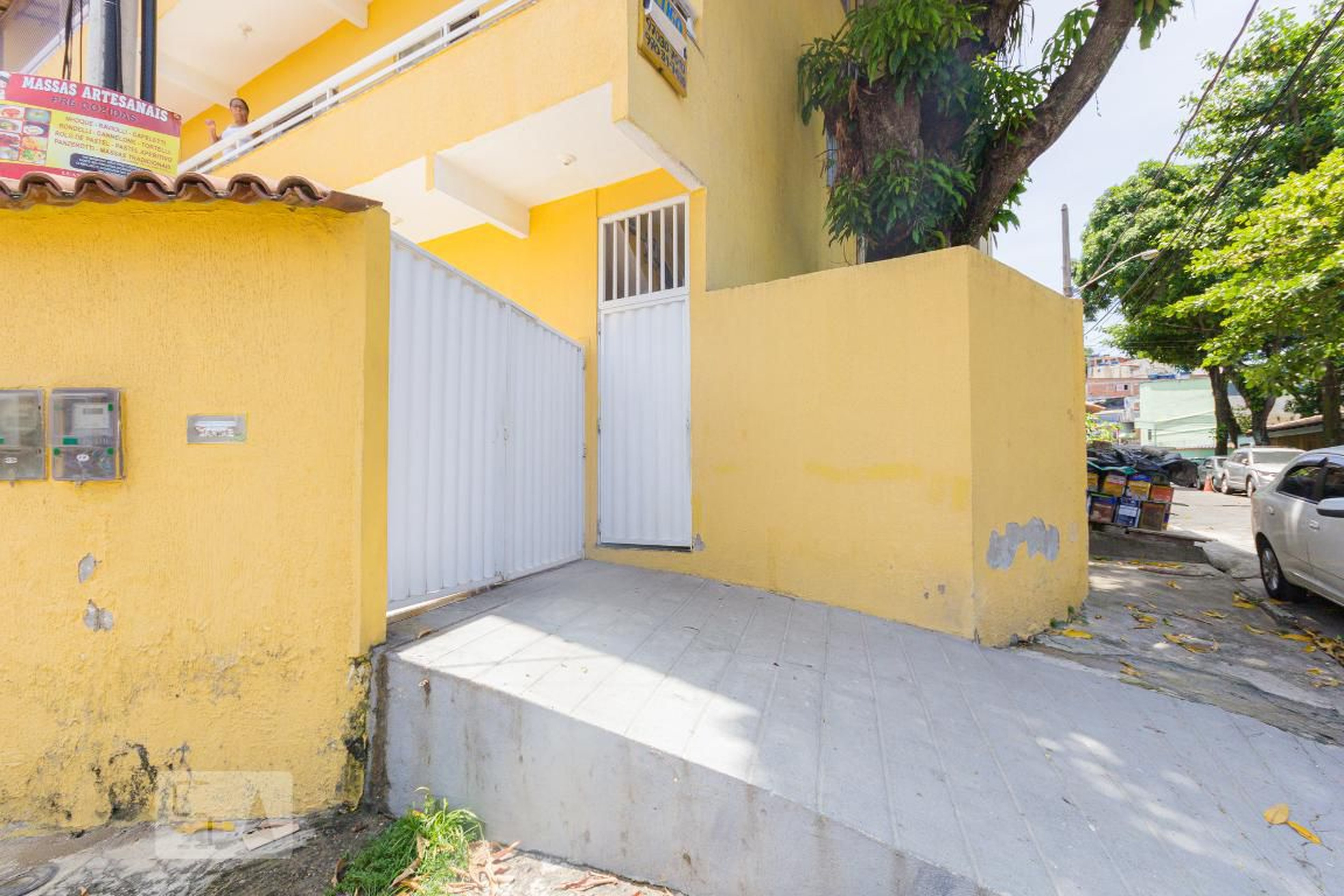 Fachada Condomínio em Rua Praia Grande, 71