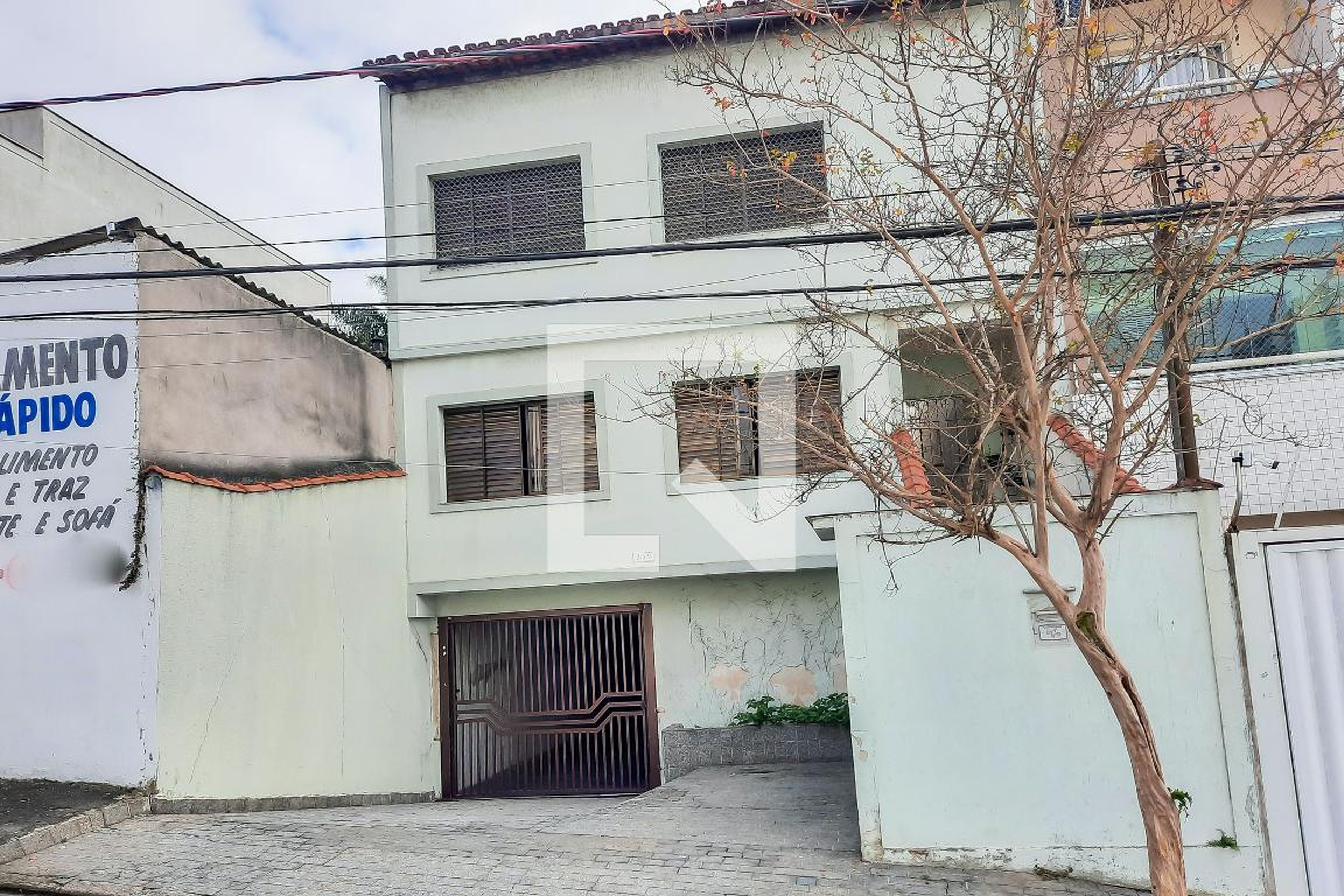 Fachada do Condomínio Condomínio em Rua Mário Fongaro, 359