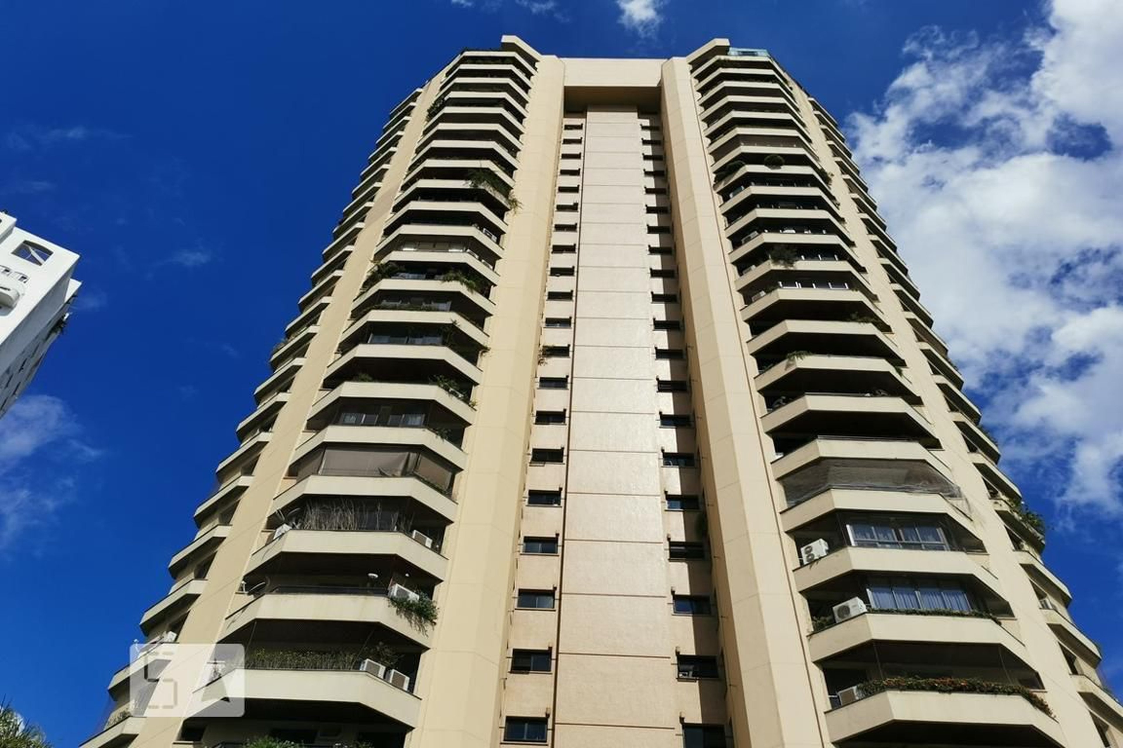 Fachada Condomínio Madison Square Garden