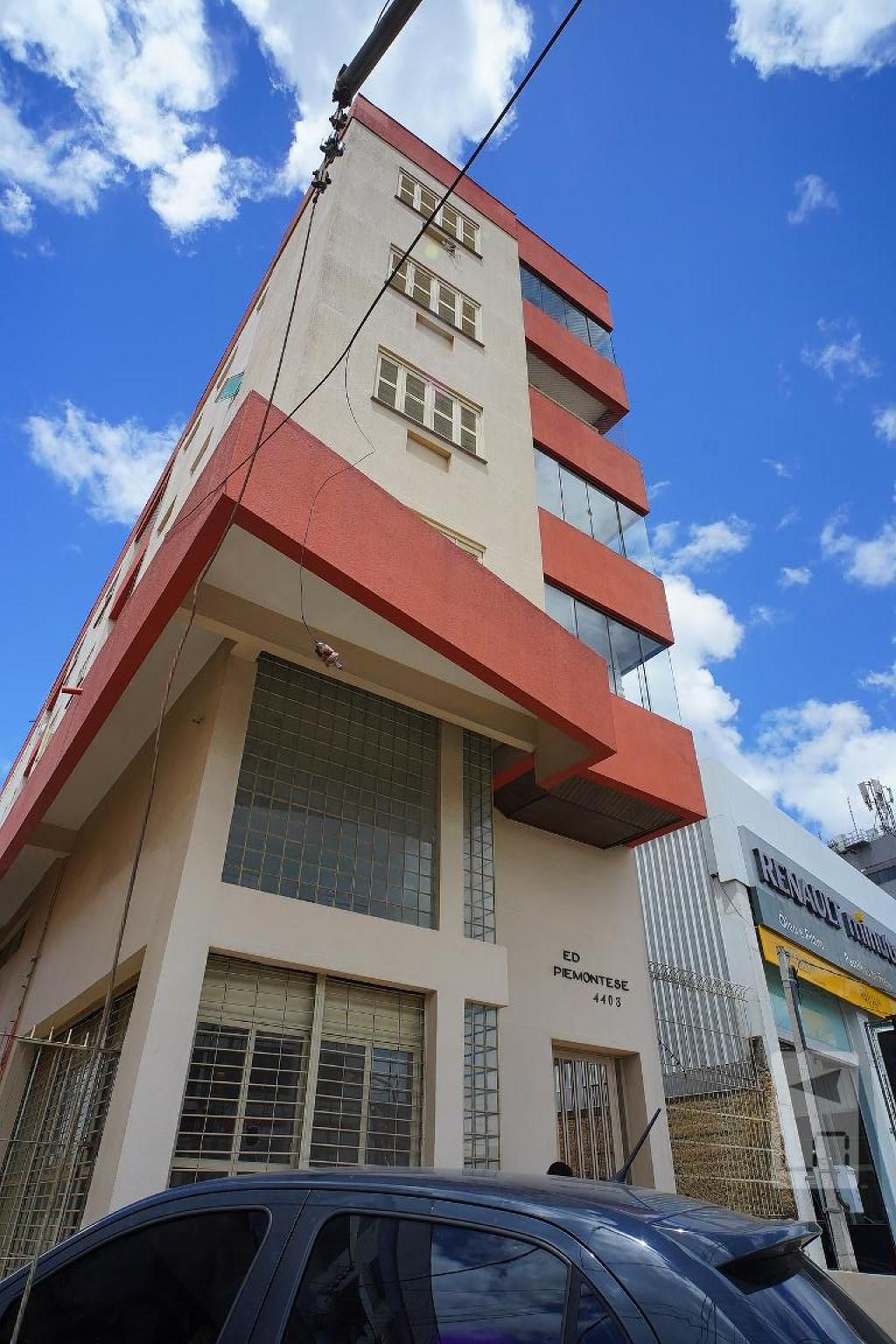 Fachada do Condomínio Condomínio em Avenida Protásio Alves, 4403