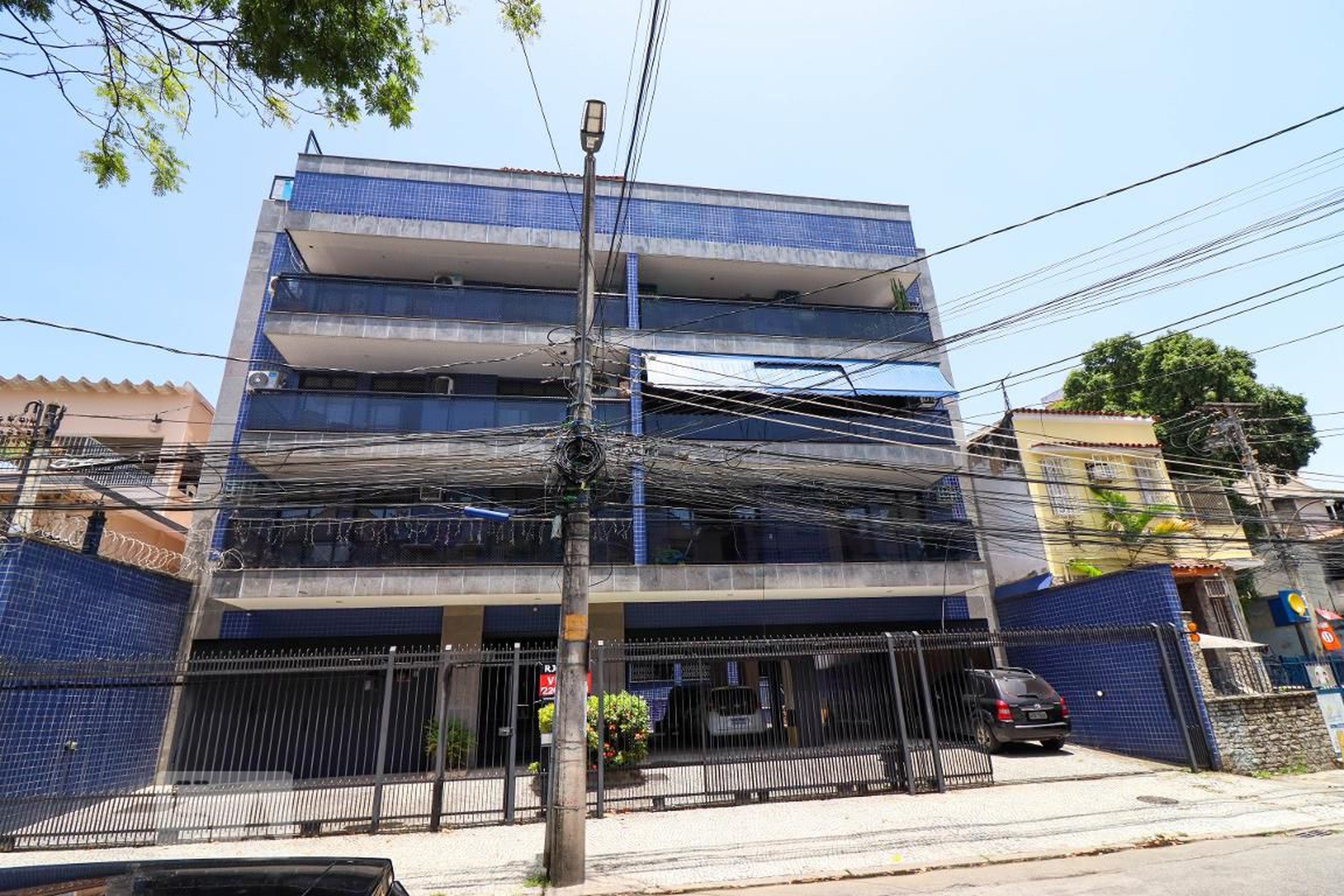 Fachada Condomínio em Rua Barão de São Francisco, 35