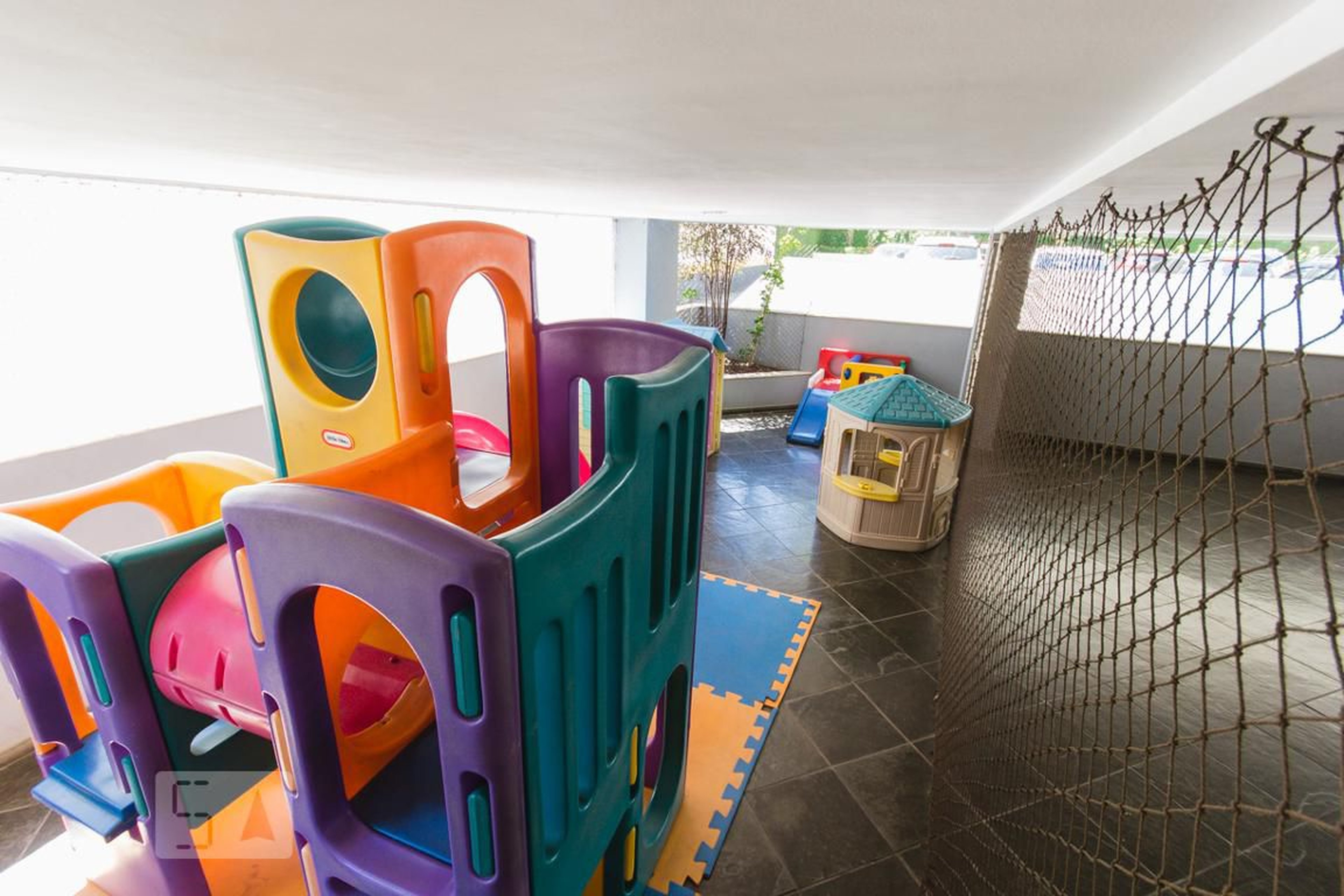 Playground - Edifício Rhodes