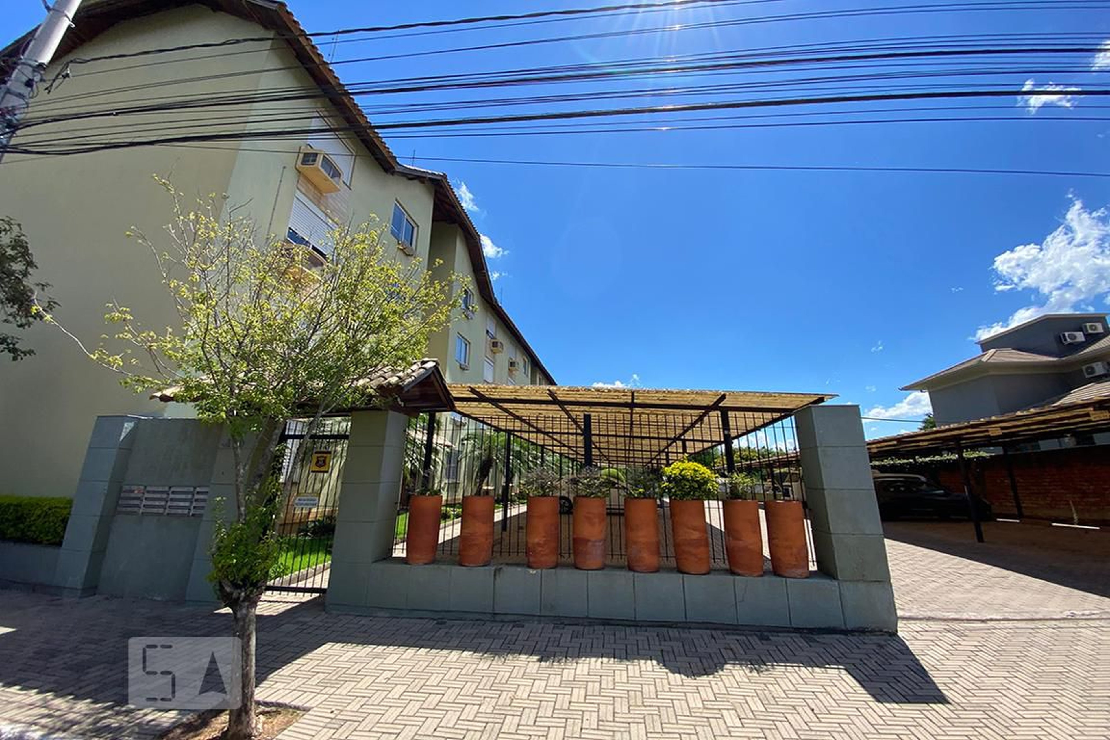 Fachada do Condomínio Condomínio em Rua Júlio Birck, 490