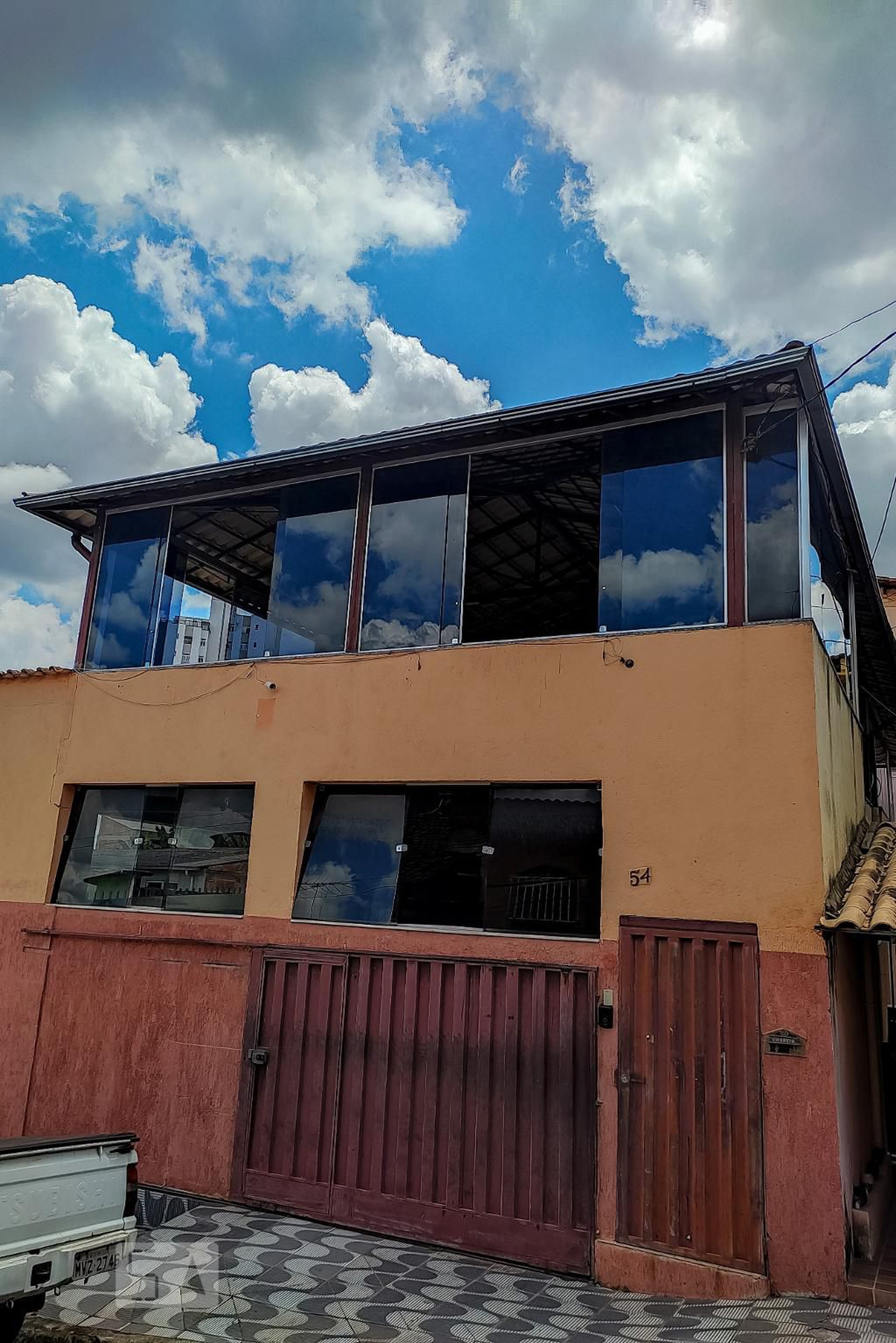 Fachada Condomínio em Rua Panema, 54