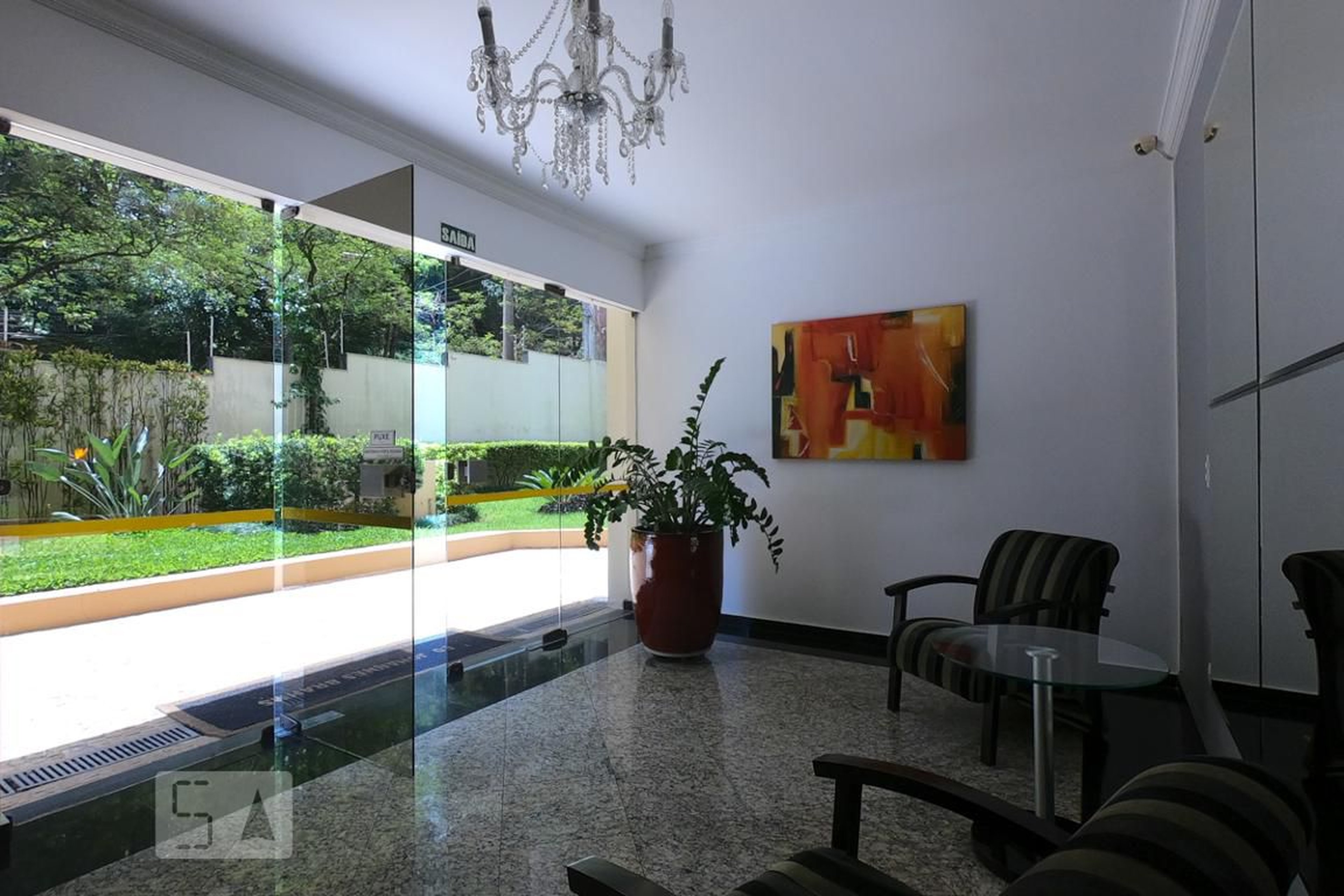 Entrada - Edifício Johannes Brahms