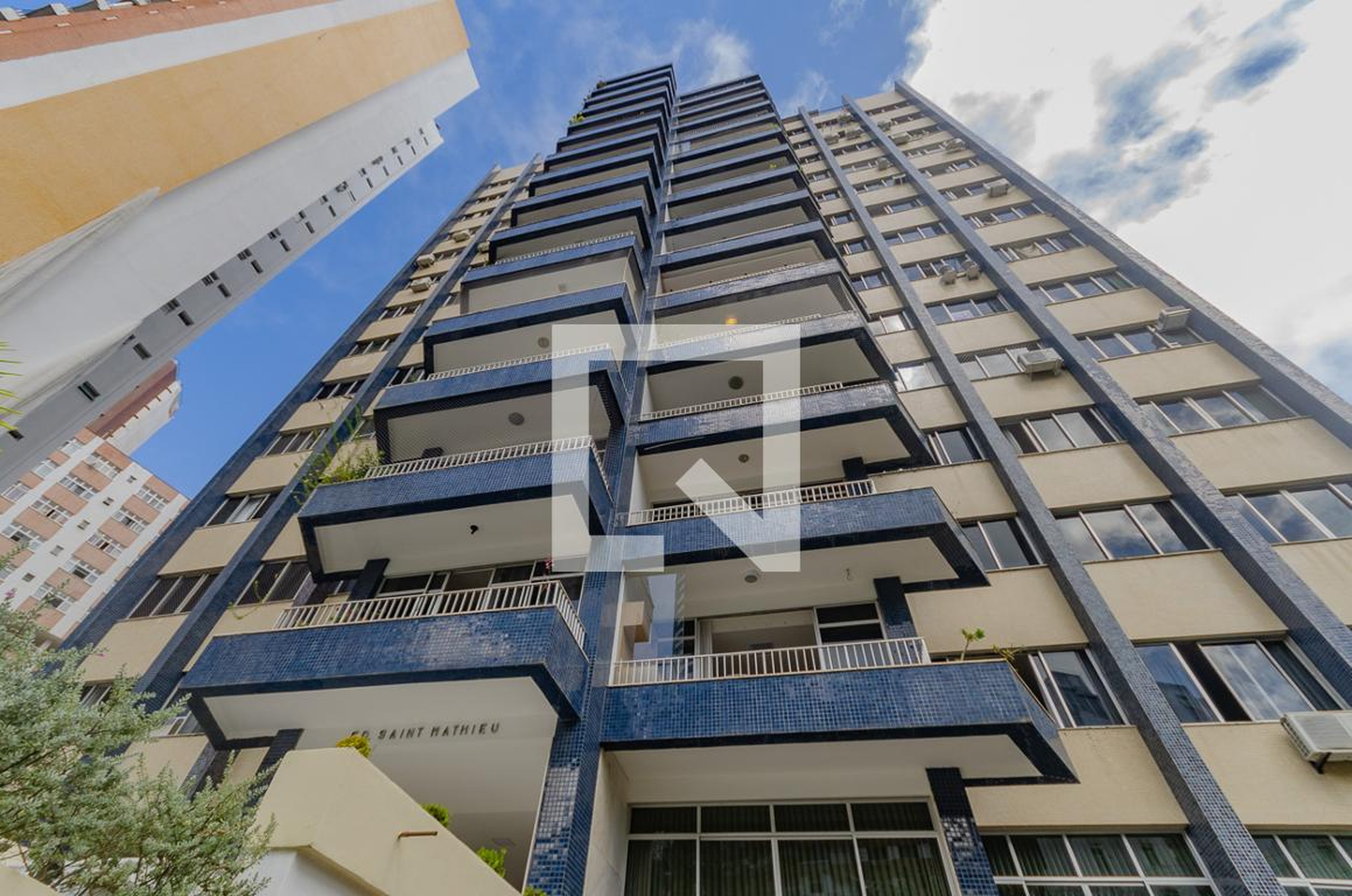 Fachada Edifício Saint Mathieu