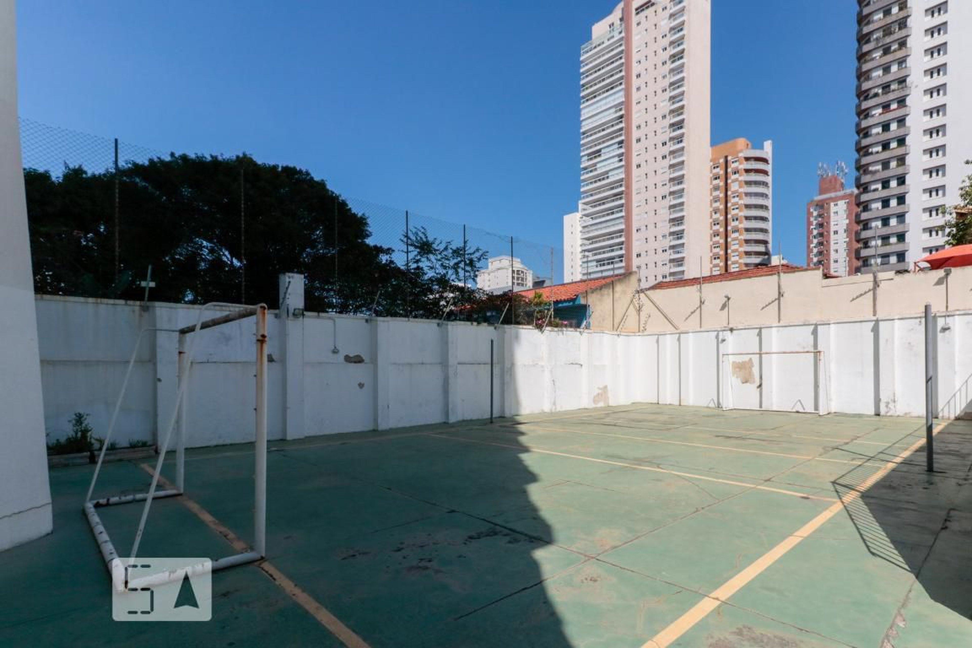 Quadra Esportiva - Montpellier