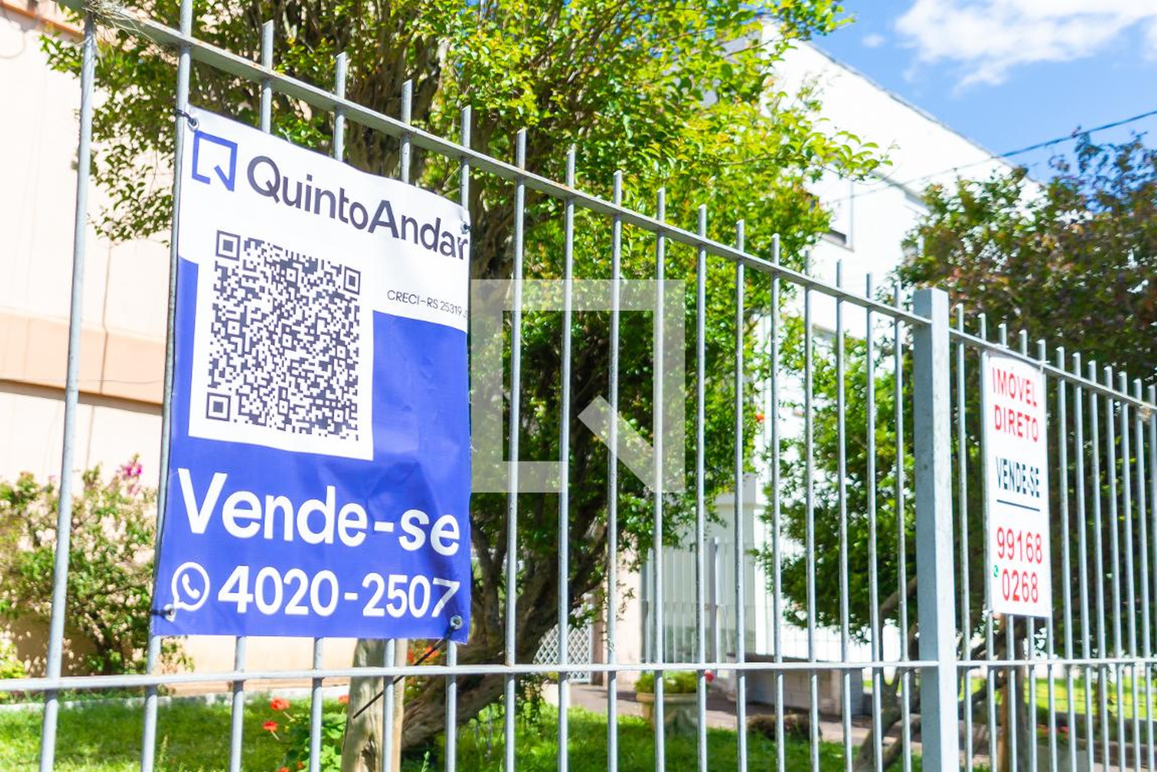 Fachada do Condomínio Condomínio em Rua Coronel Massot, 291