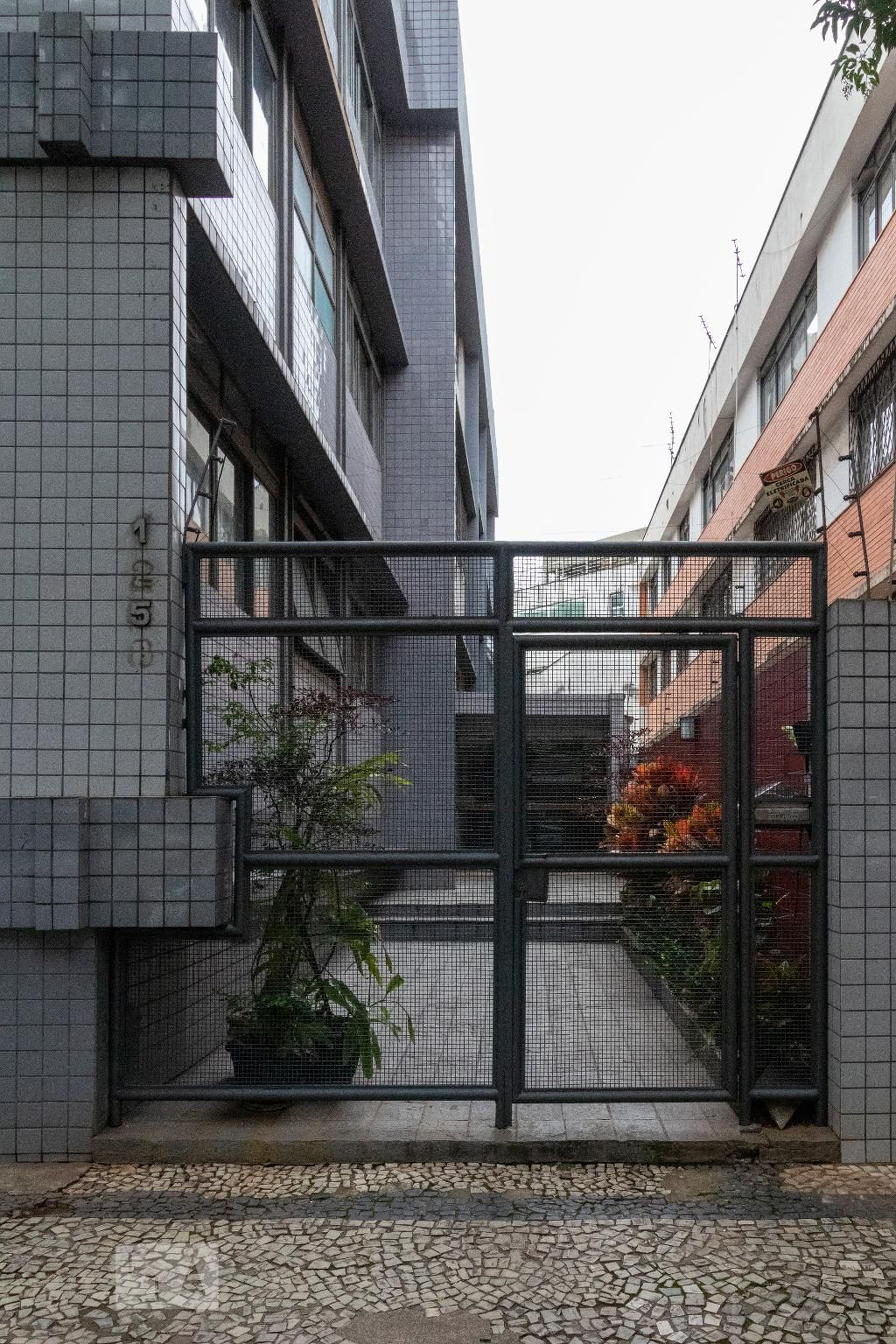 Fachada do Prédio Condomínio em Avenida Getúlio Vargas, 1258