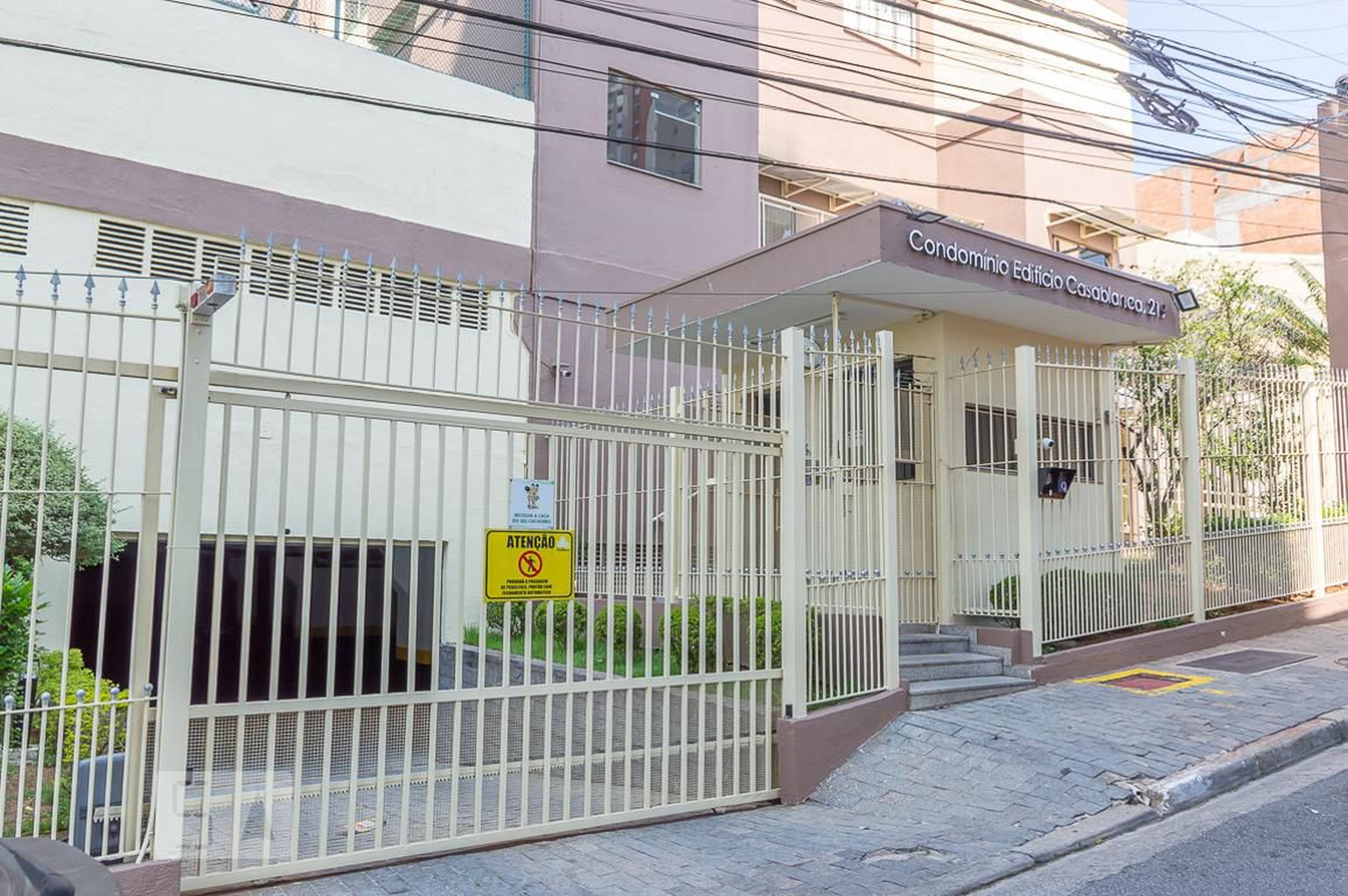 Fachada Condomínio em Rua Santo Antônio, 2