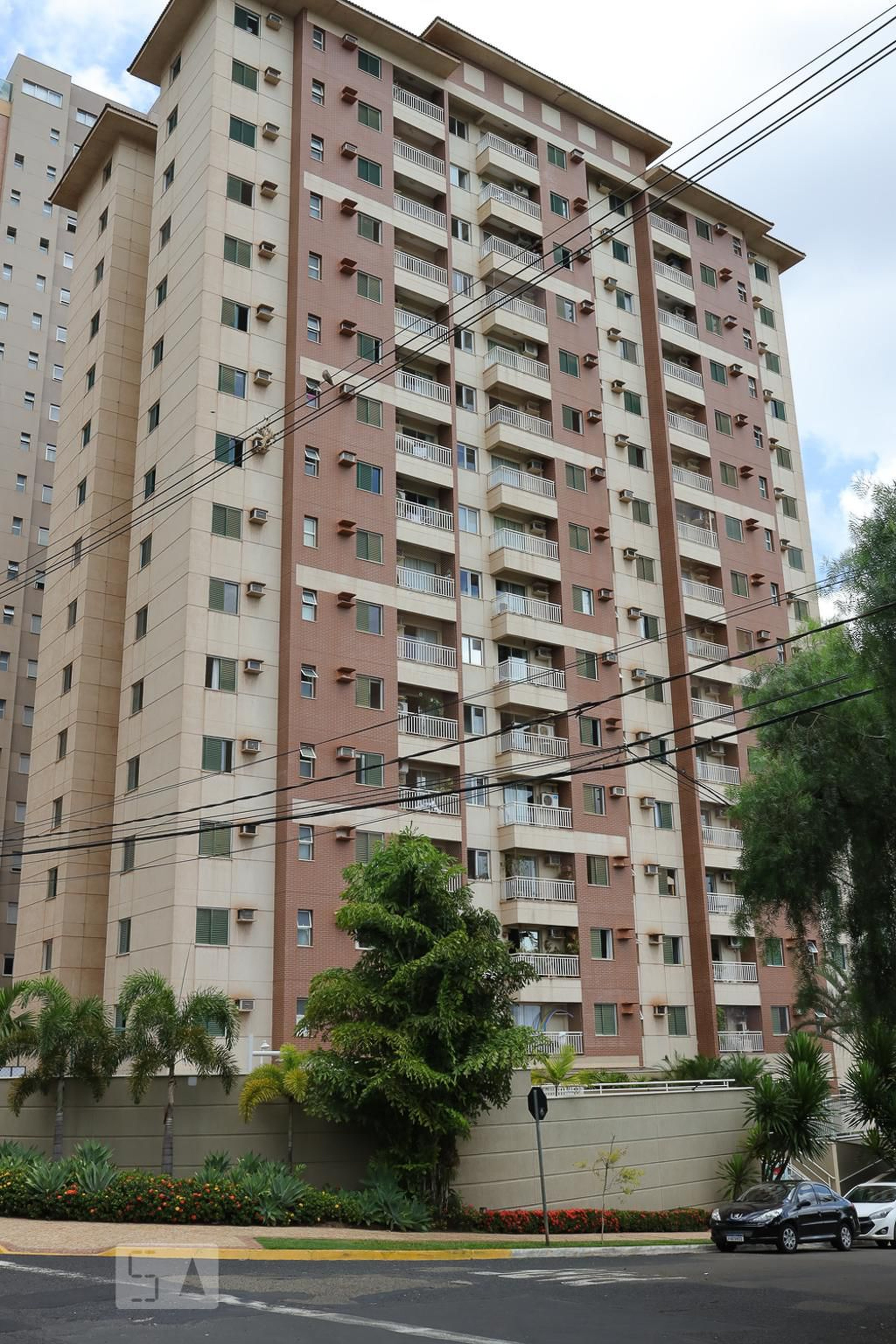 Fachada Condomínio Via Fratina