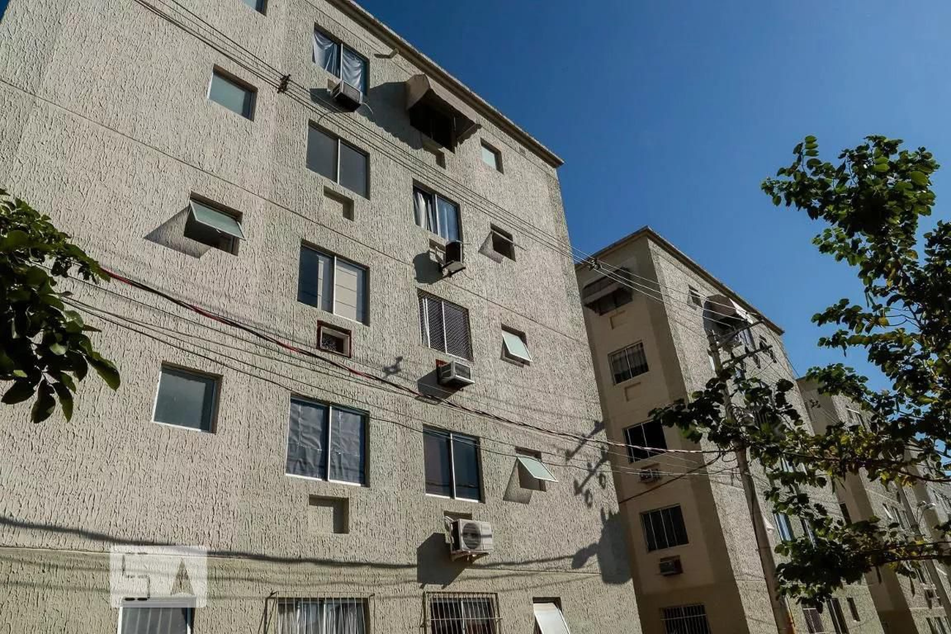 Fachada Condomínio em Rua da Pátria, 495