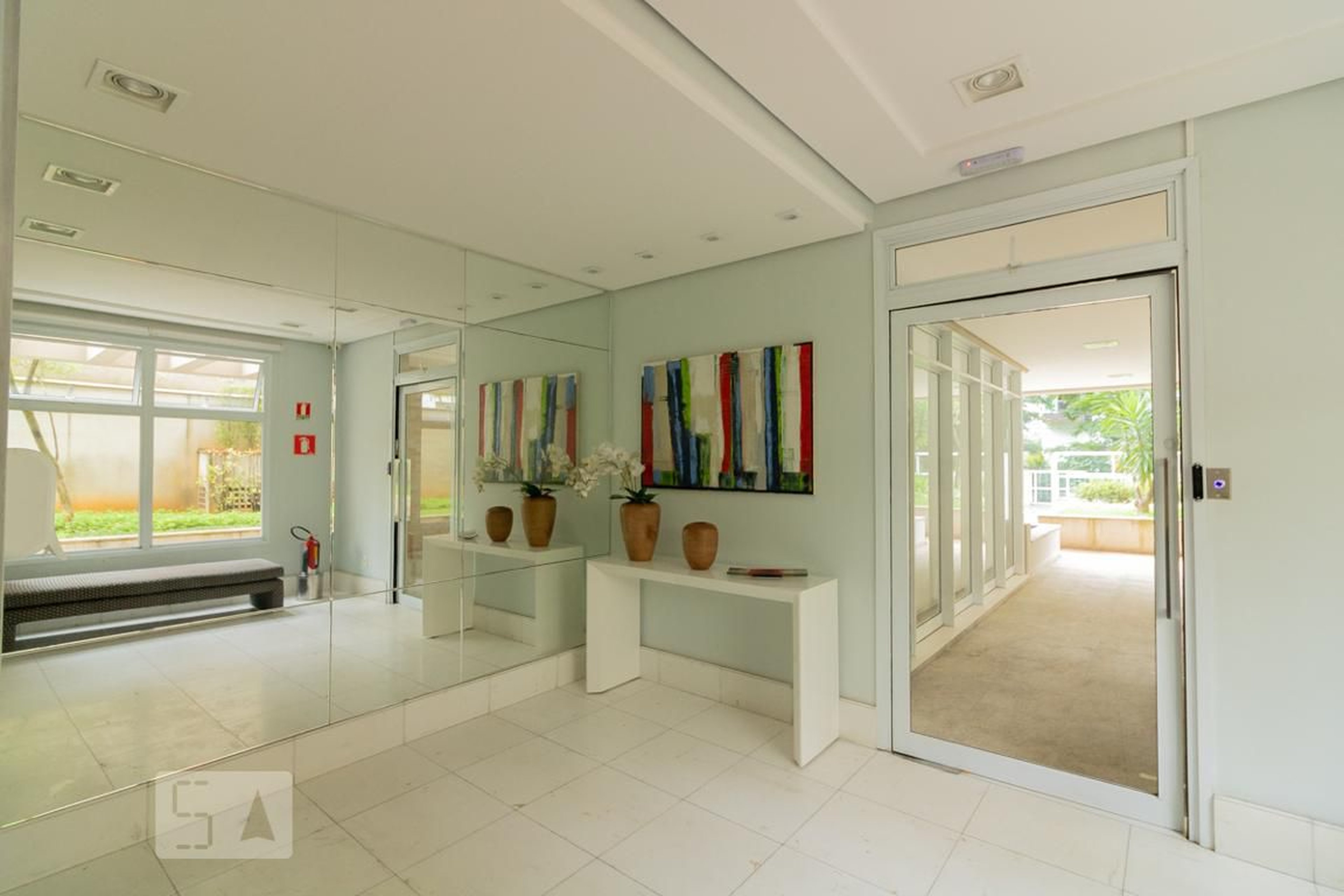 Hall - Helbor Tresor Moema