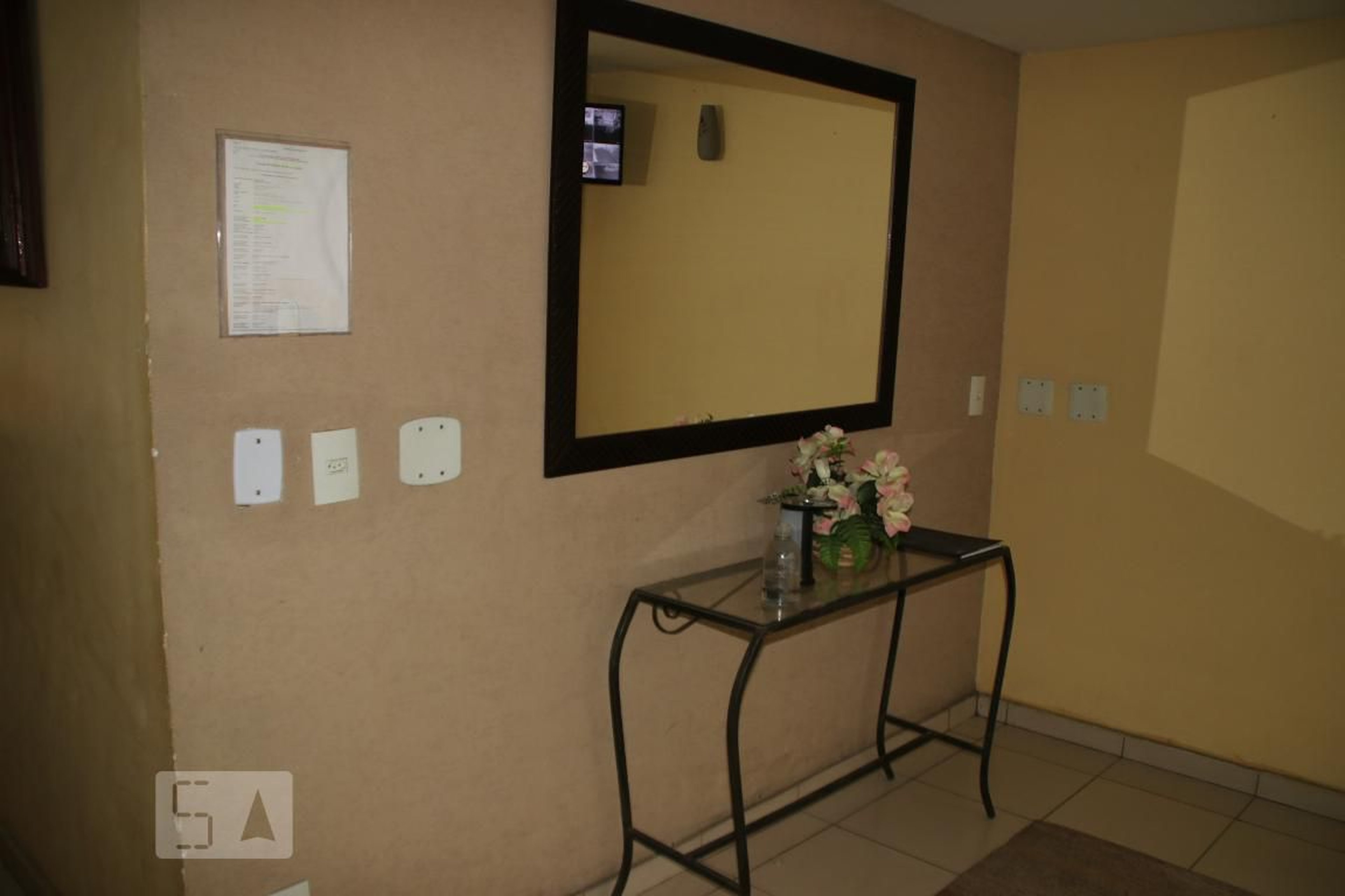 Entrada do prédio - Edifício Ibsa