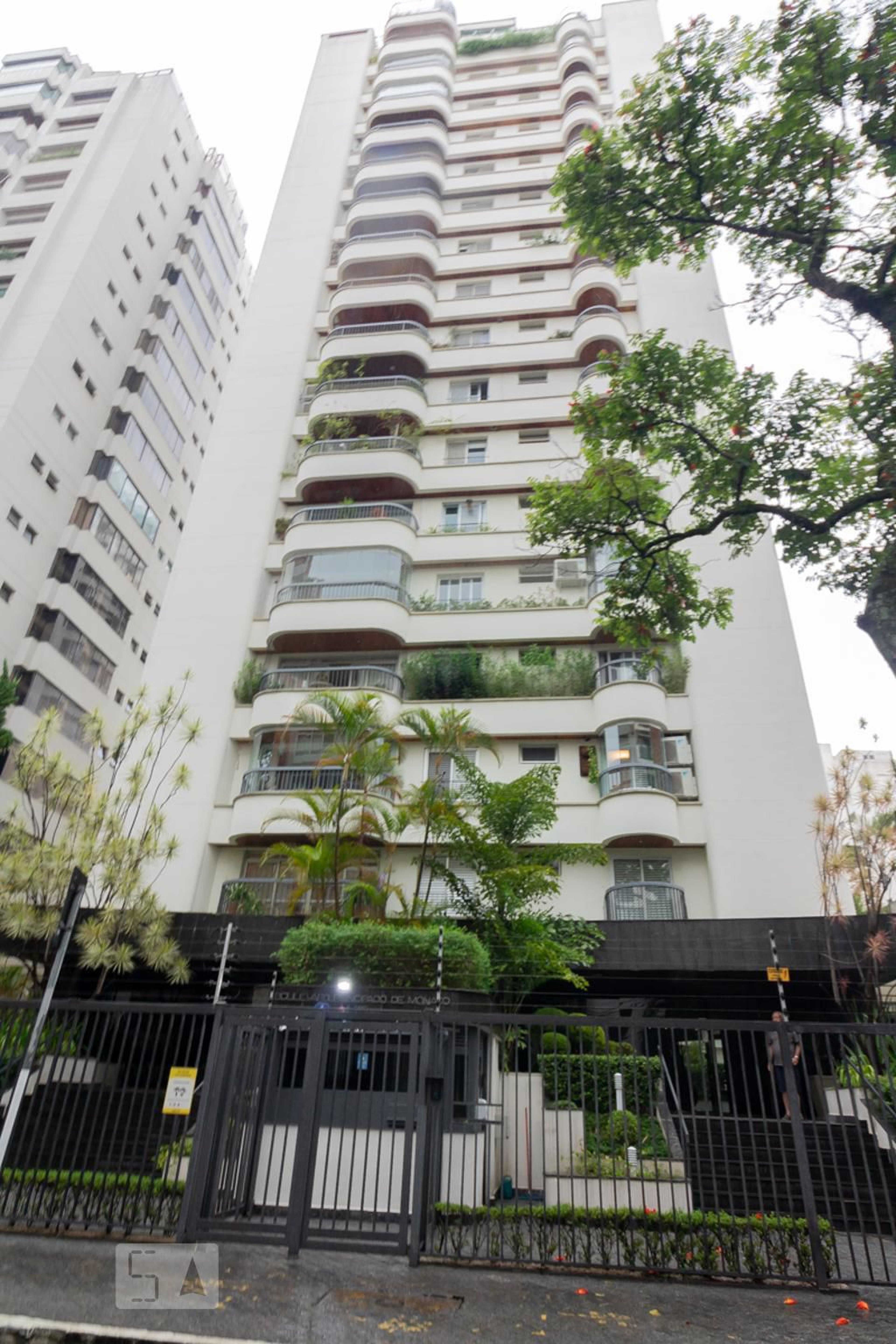 Fachada Condomínio Boulevard Principado de Mônaco