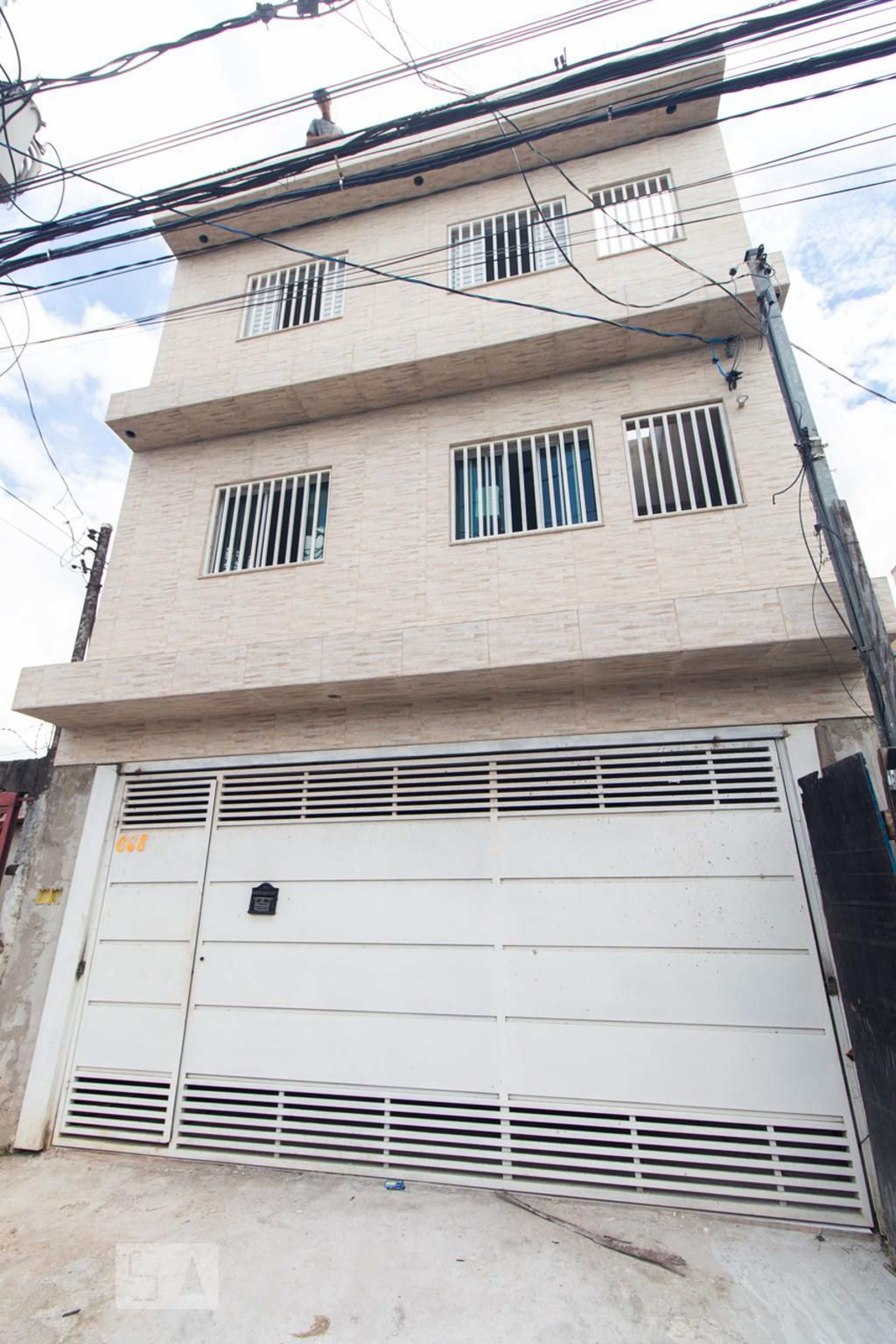 Fachada Condomínio em Rua Engenheiro Guilherme Cristiano Frender, 668