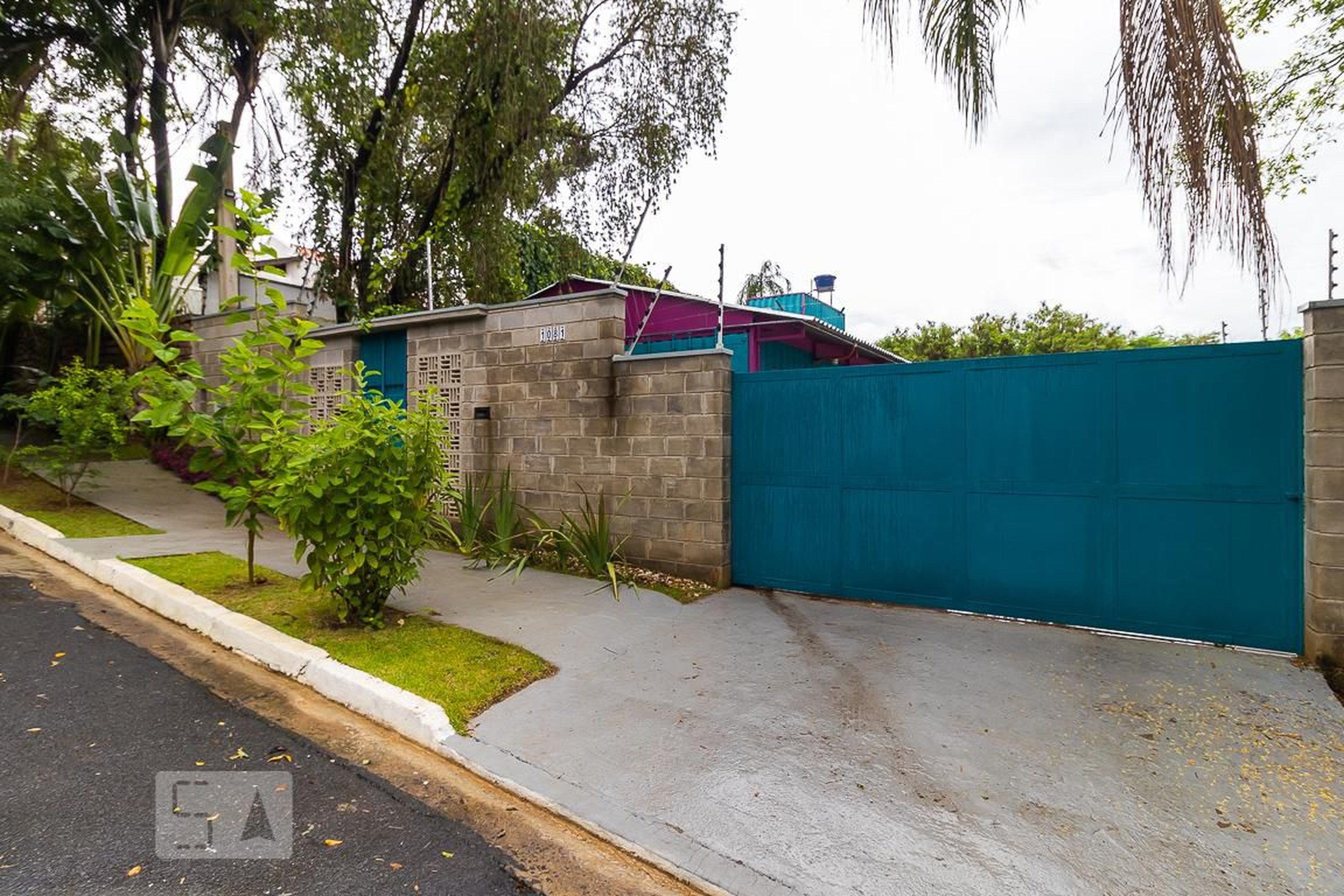 Fachada Condomínio em Rua Doutor Lauro Pimentel, 1081