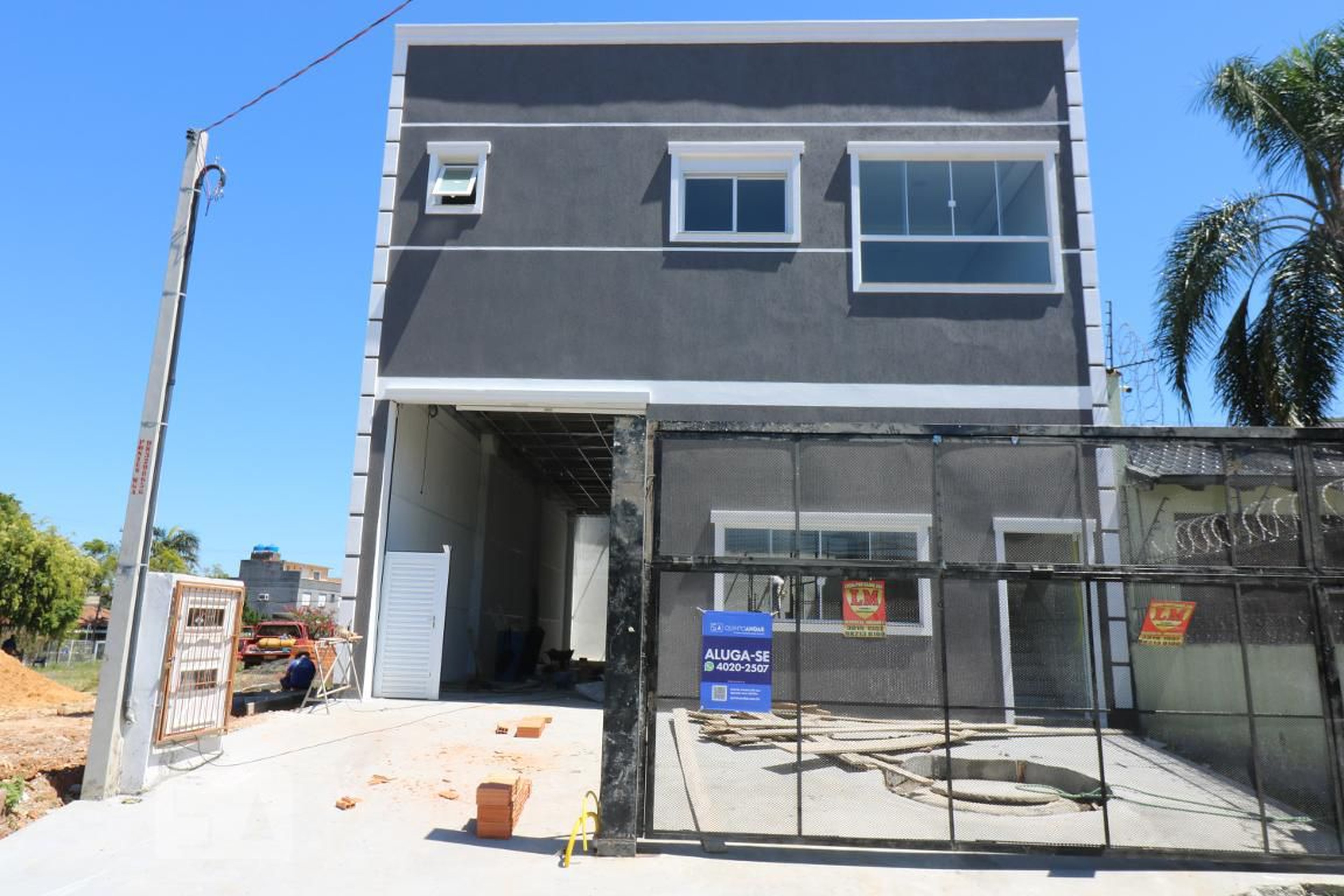 Fachada do Prédio Condomínio Carrera