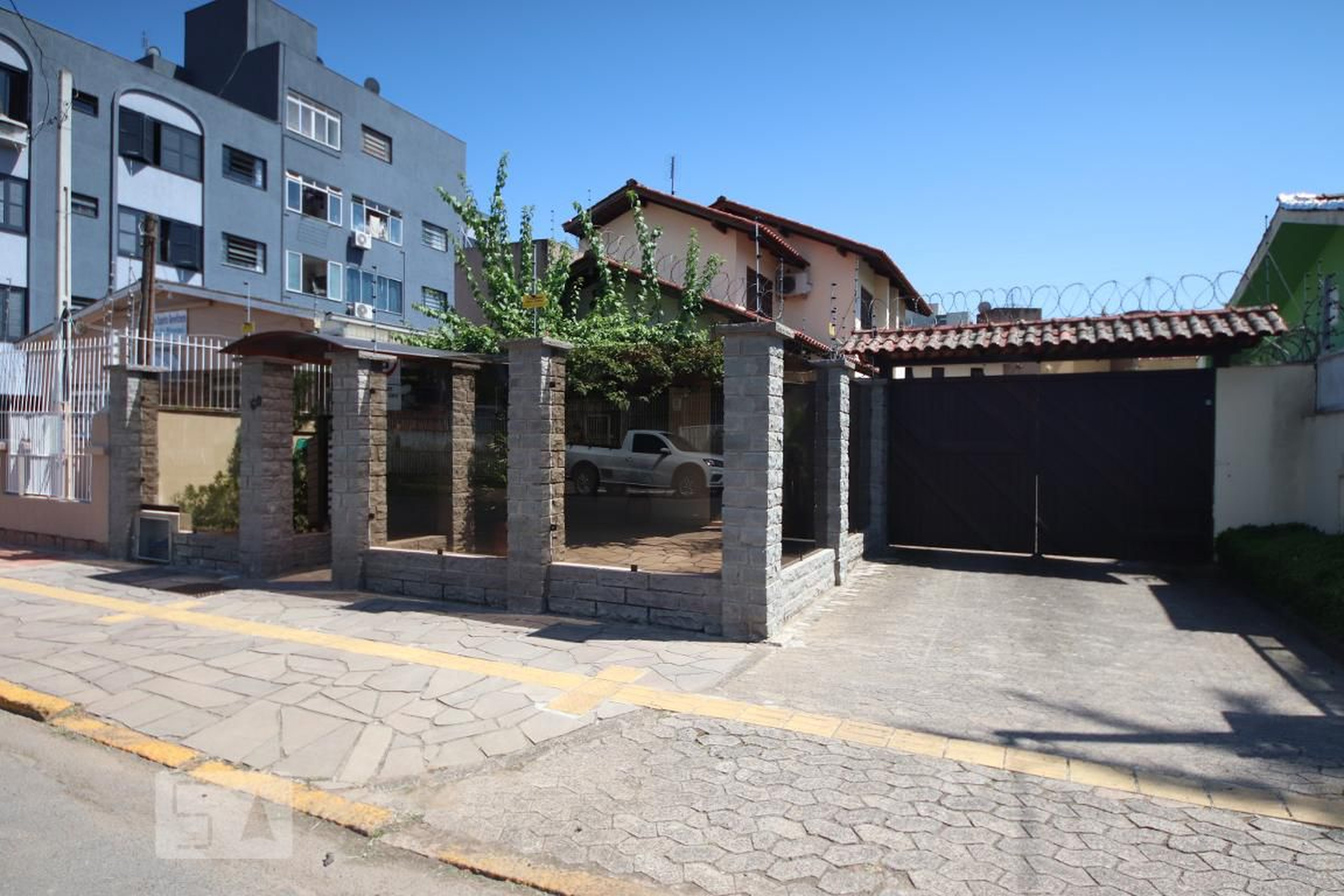 Fachada do Condomínio Residencial Morada da Figueira