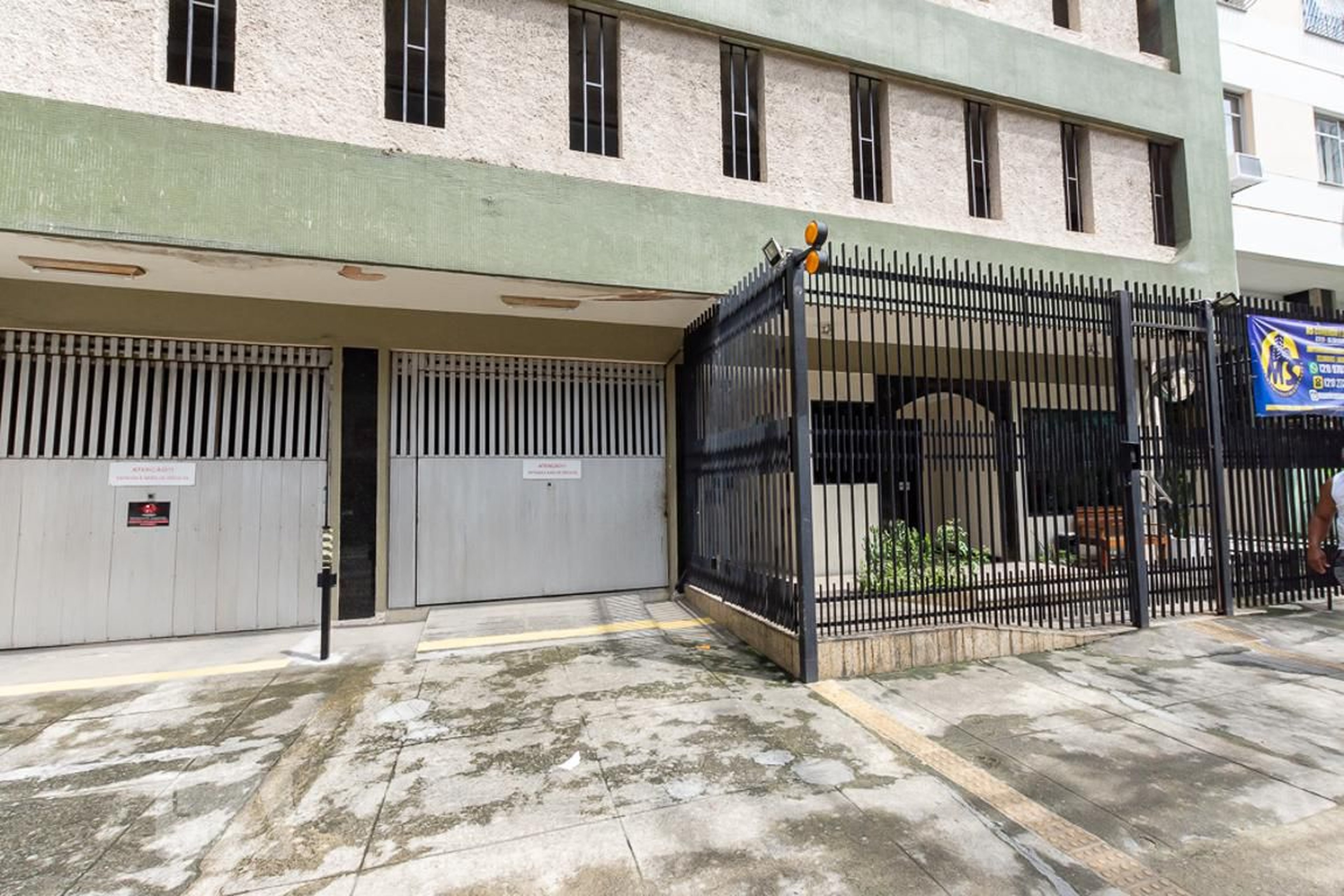 Entrada - Edifício Jacques Cousteau