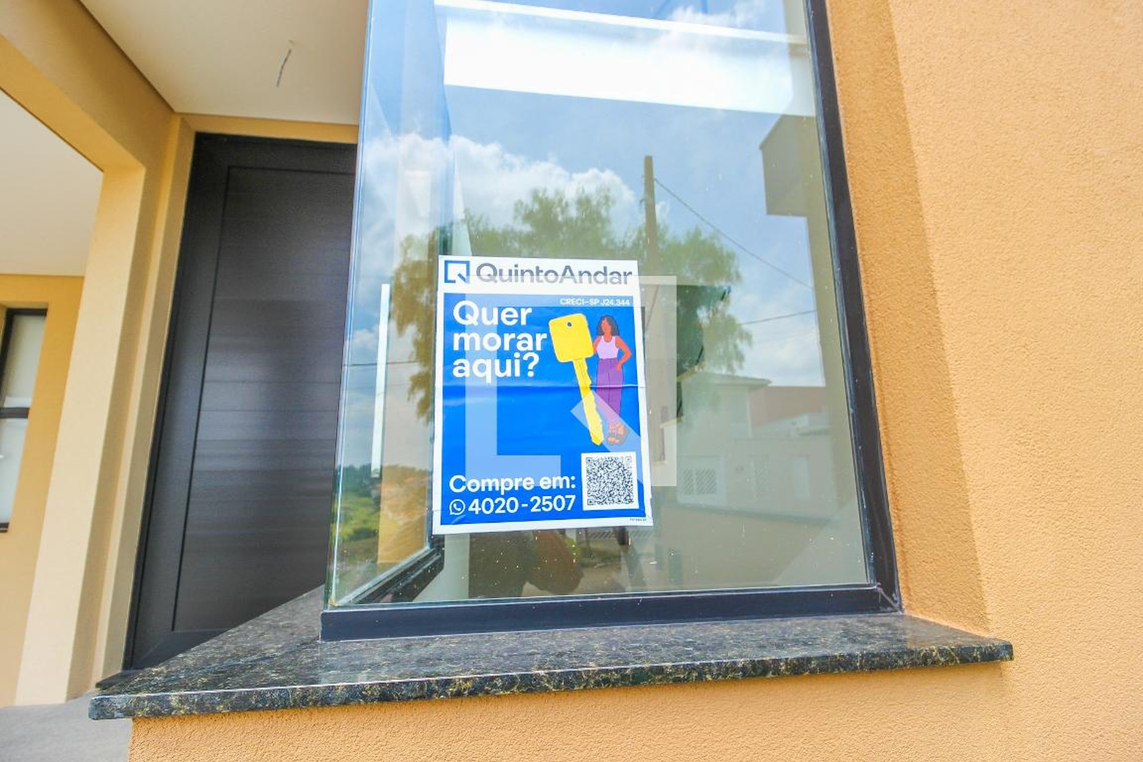 Fachada Condomínio em Rua Mario Leite da Cunha, 77