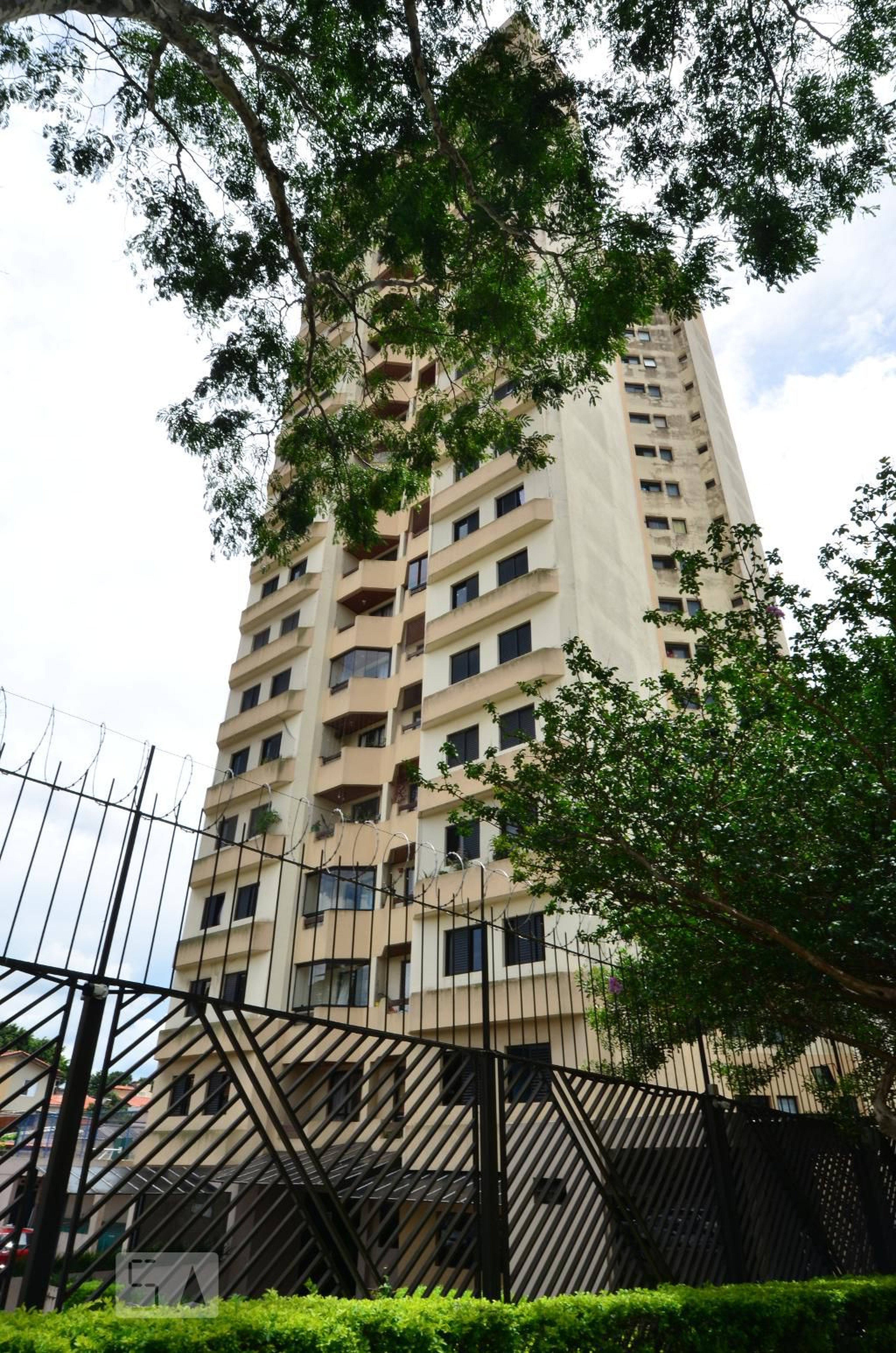 Fachada do Prédio Condomínio Pelicano