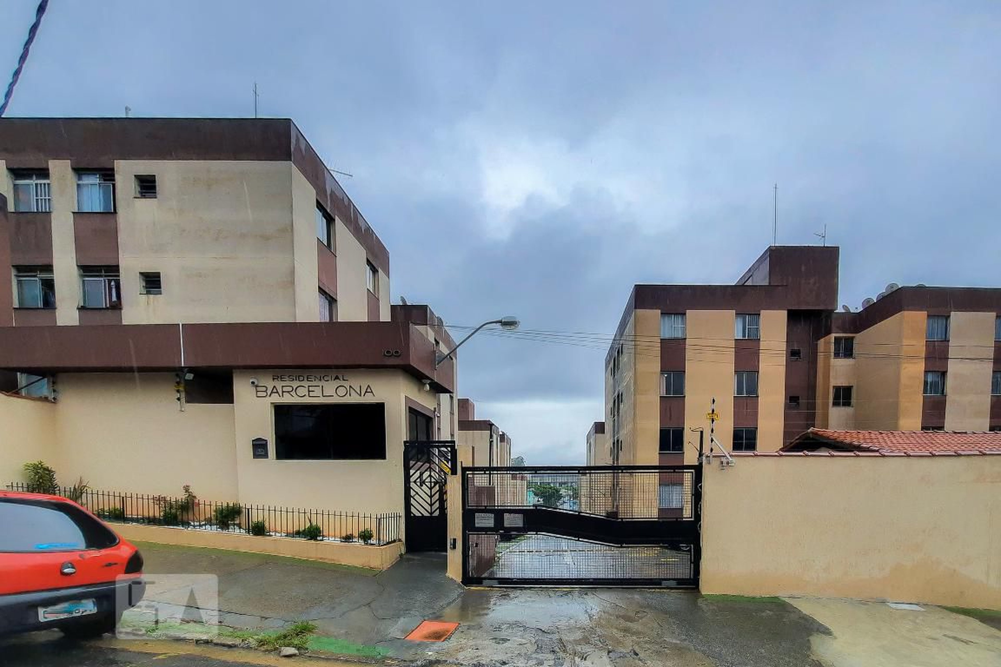 Fachada do Condomínio Condomínio Barcelona