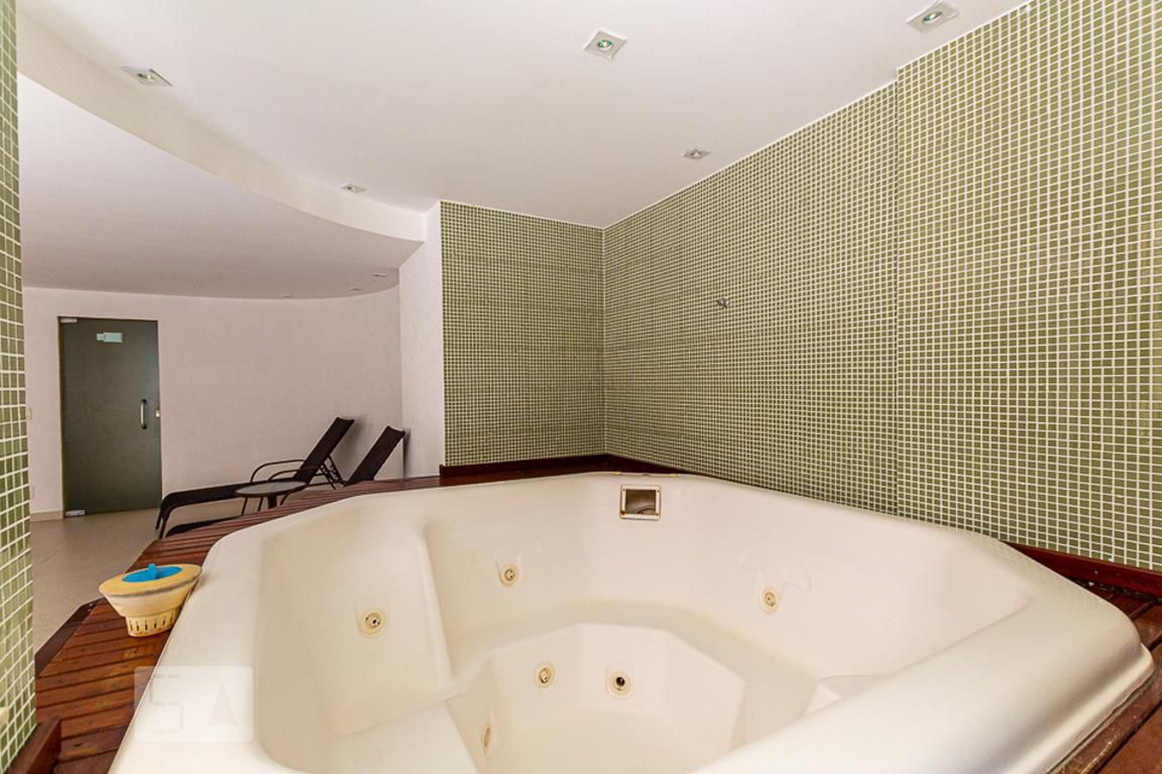 spa - Tour de Saint Palais