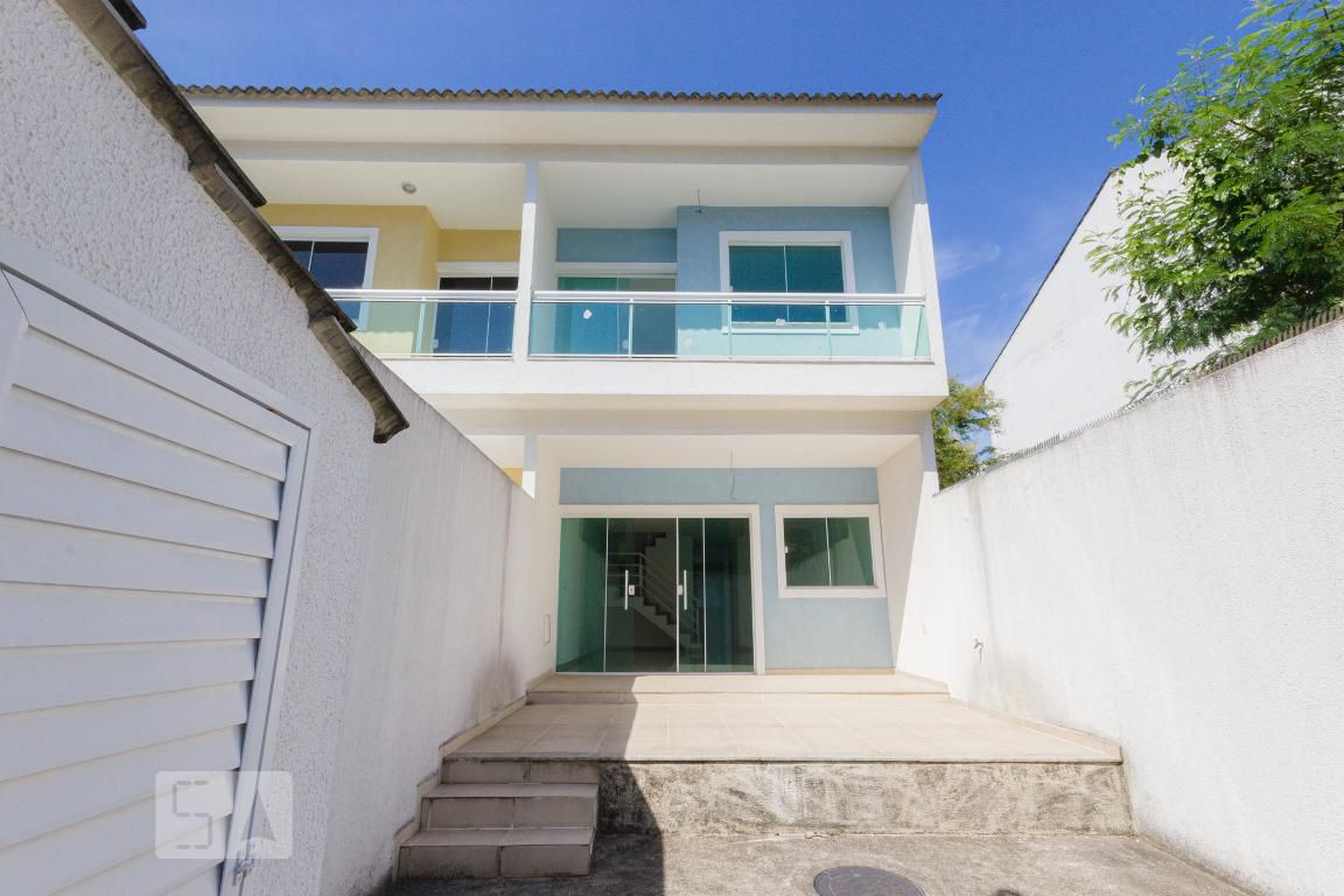 Fachada Condomínio em Rua Panorama, 330