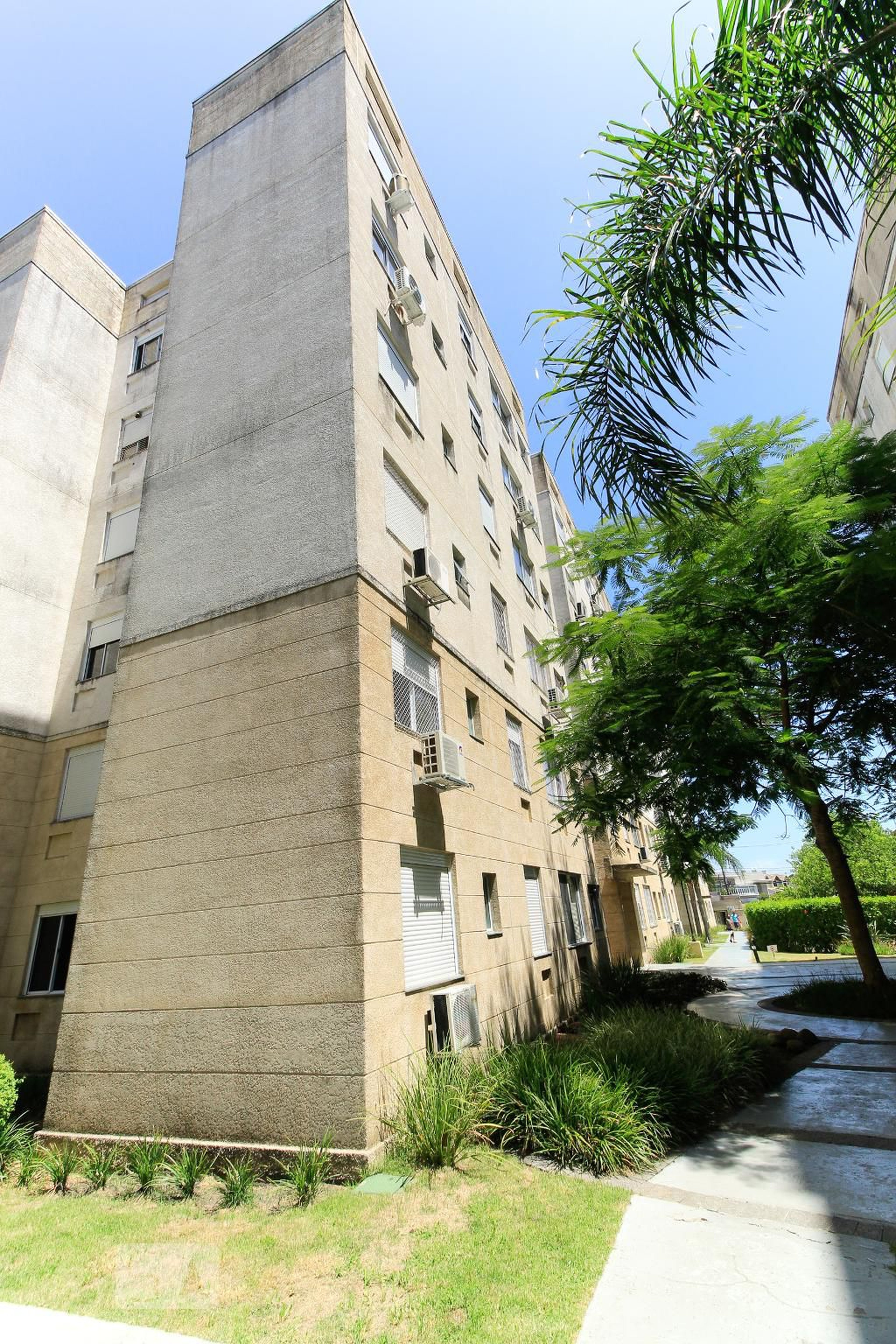 Fachada Condomínio em Avenida Juca Batista, 403