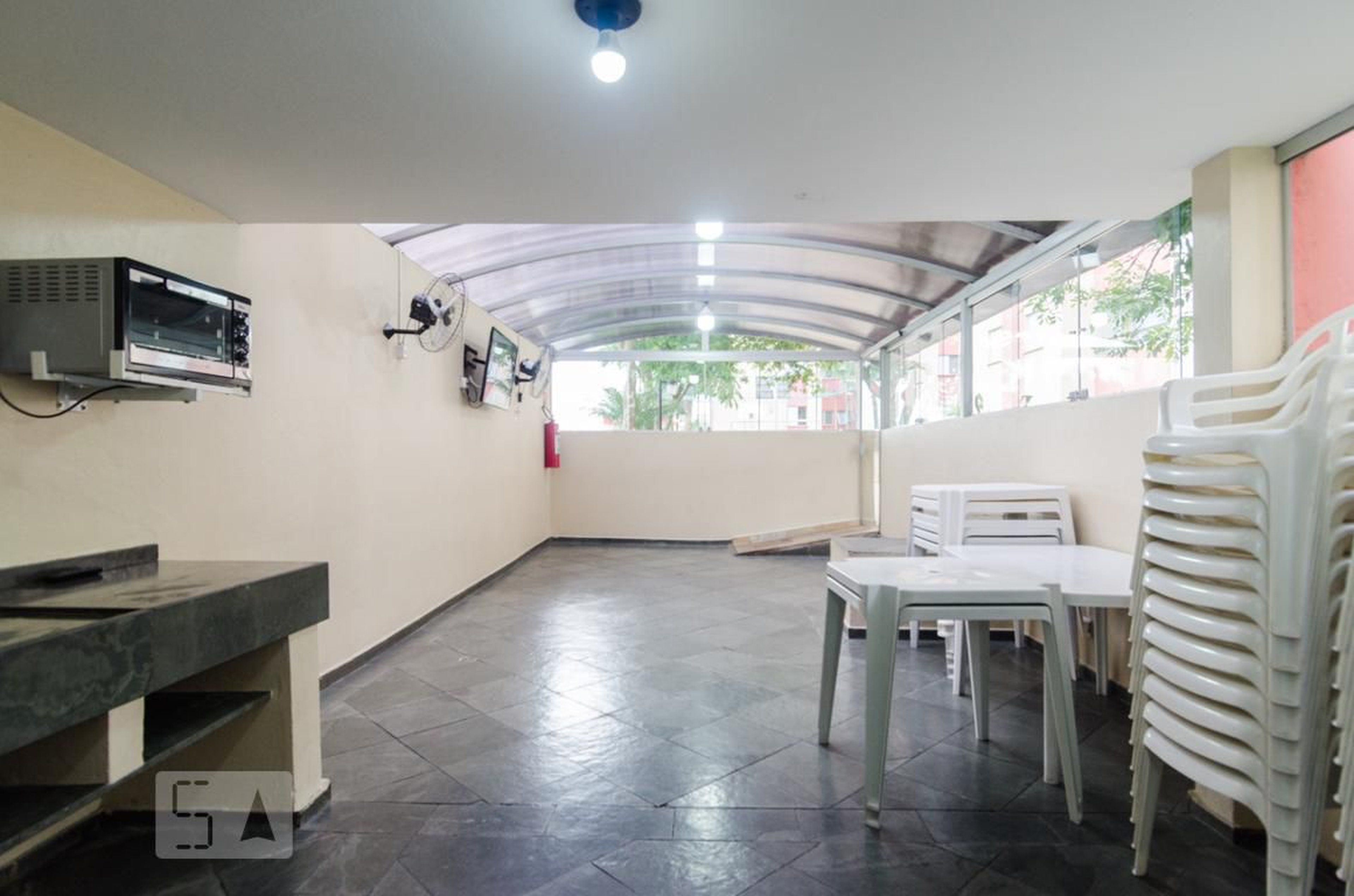 Churrasqueira - Castelo de Dover